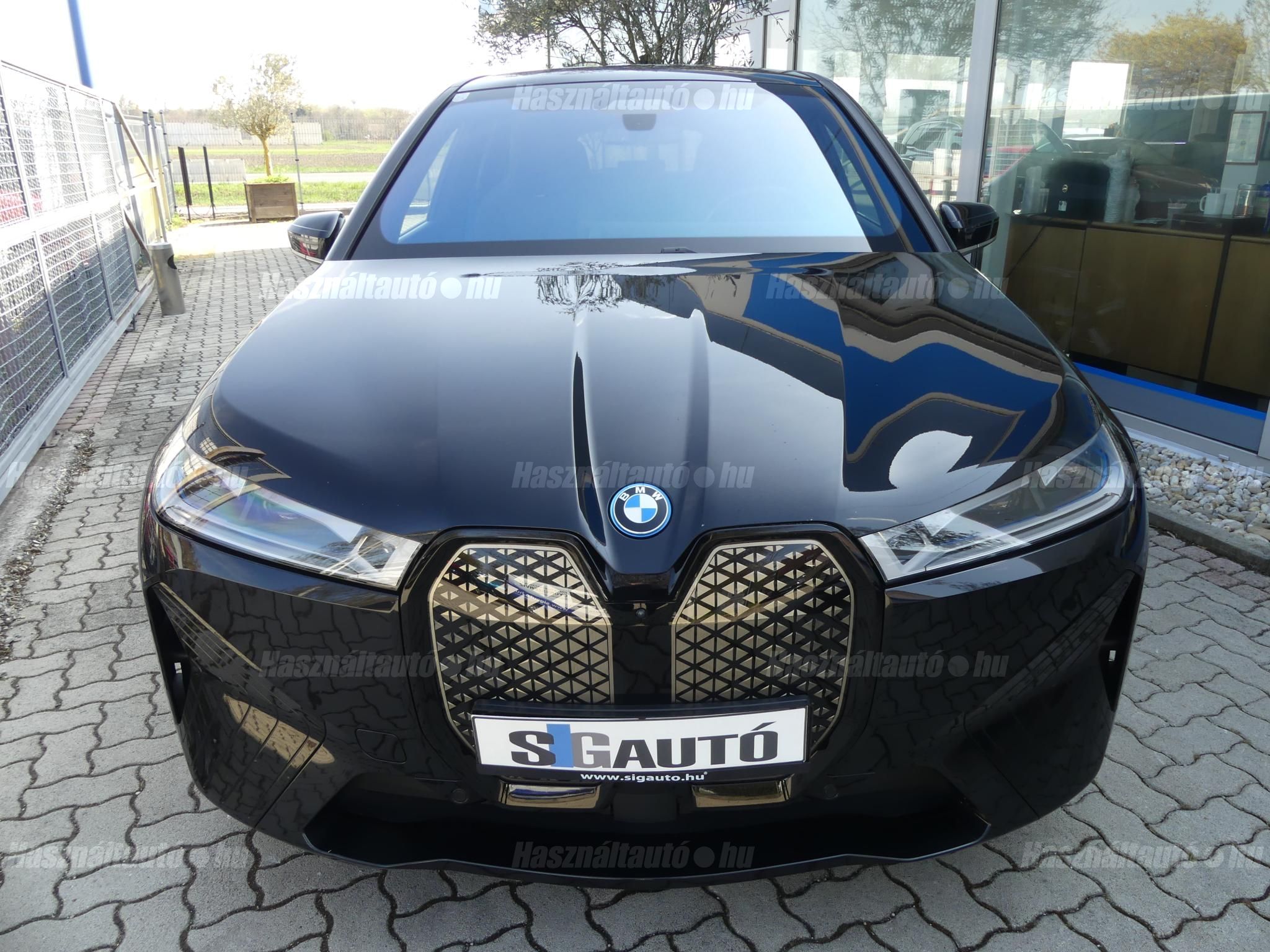BMW IX 2021/11 - 1