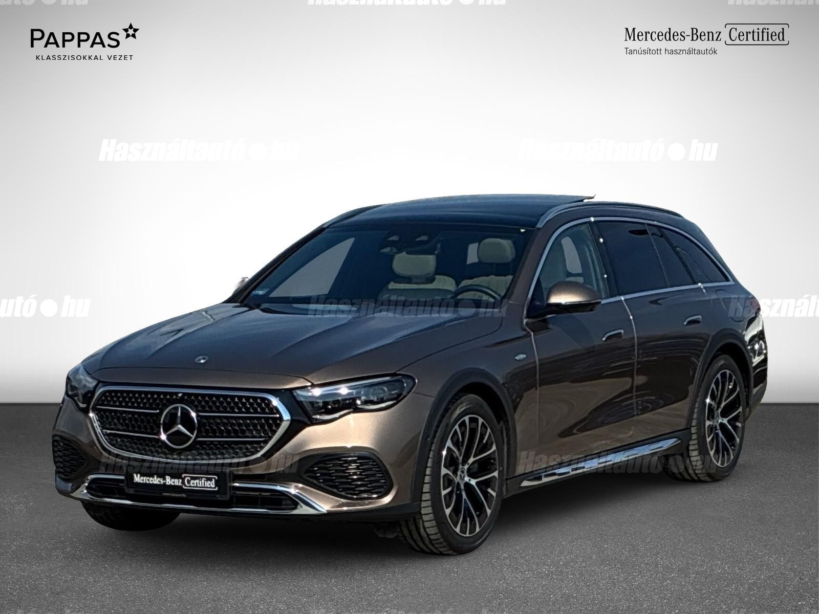 MERCEDES-BENZ E 300 2025/6 - 1