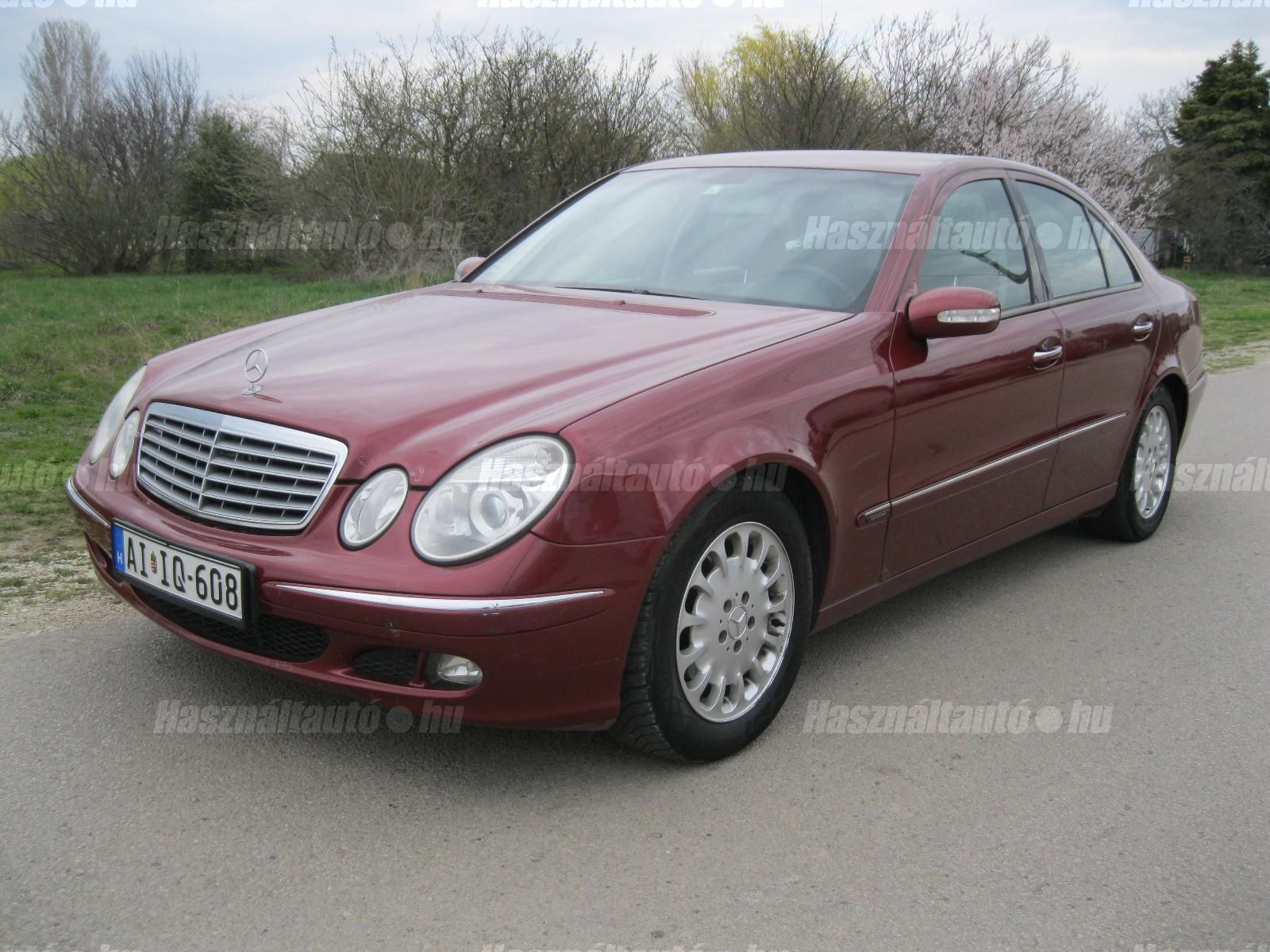 MERCEDES-BENZ E 220 2005/3 - 1