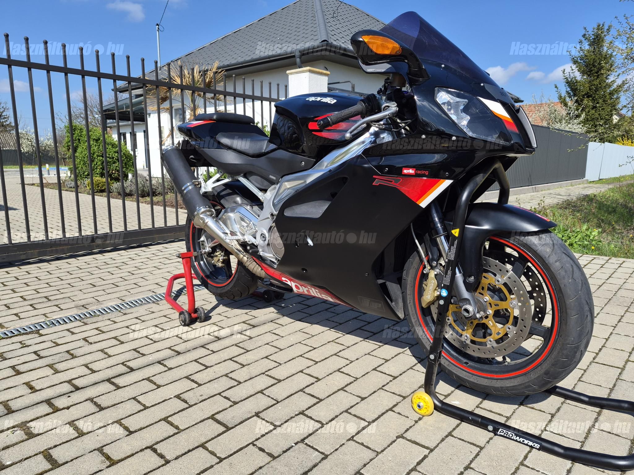 APRILIA RSV 1000 2004/8 - 1