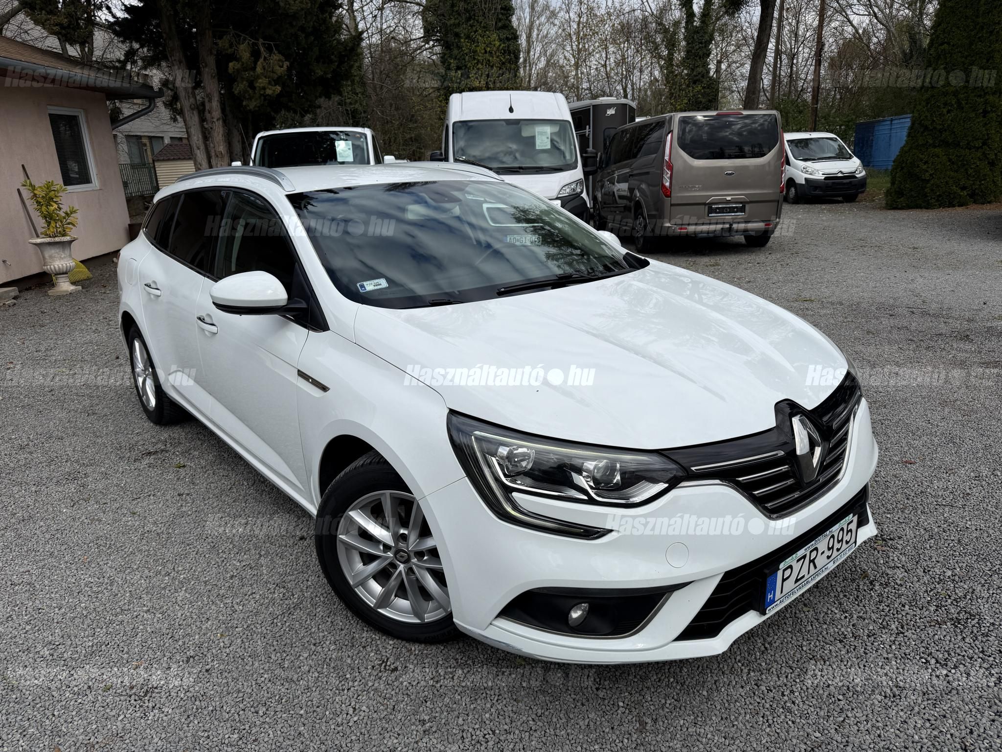 RENAULT MEGANE 2018/8 - 1