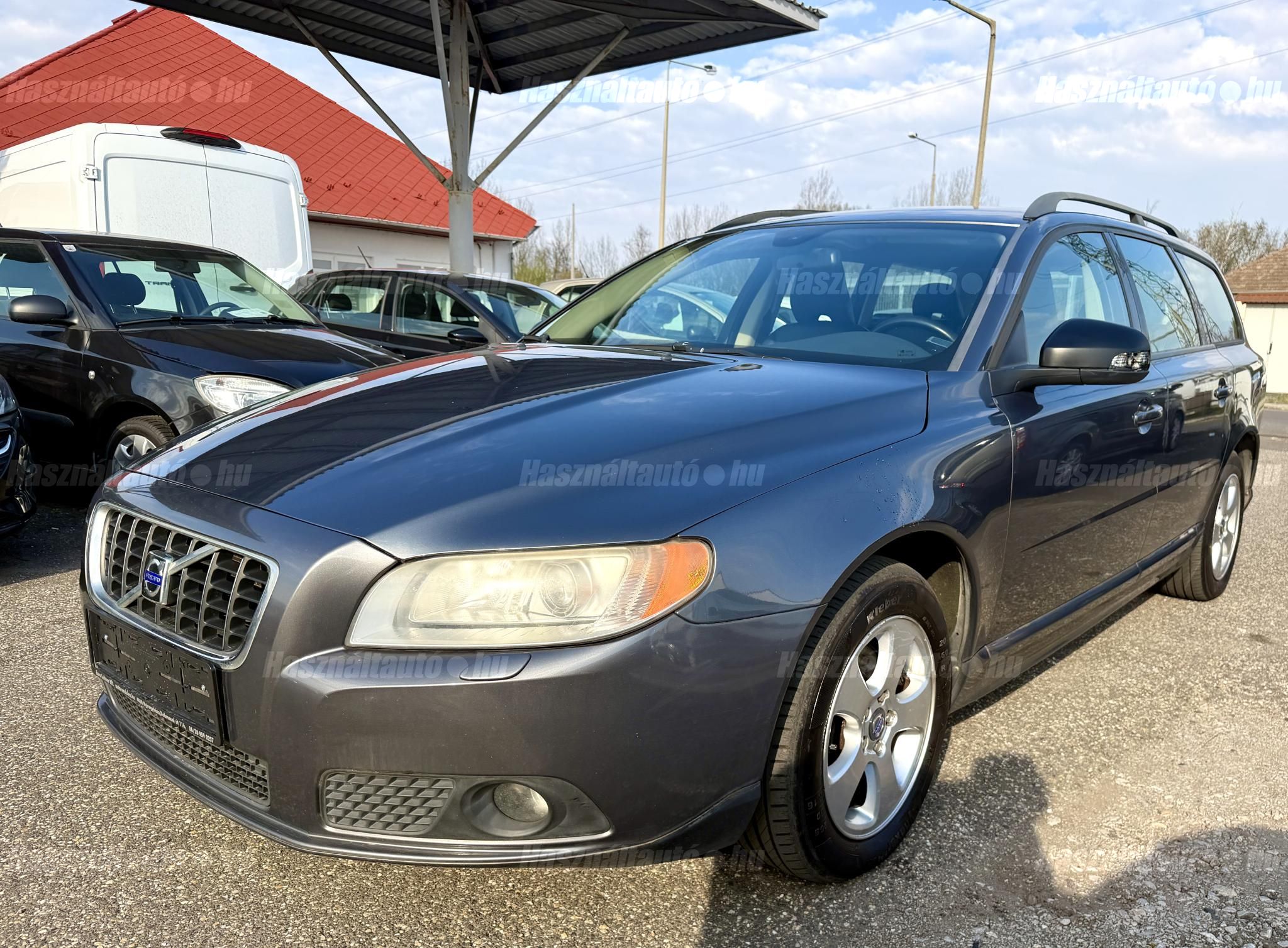 VOLVO V70 2009/5 - 1