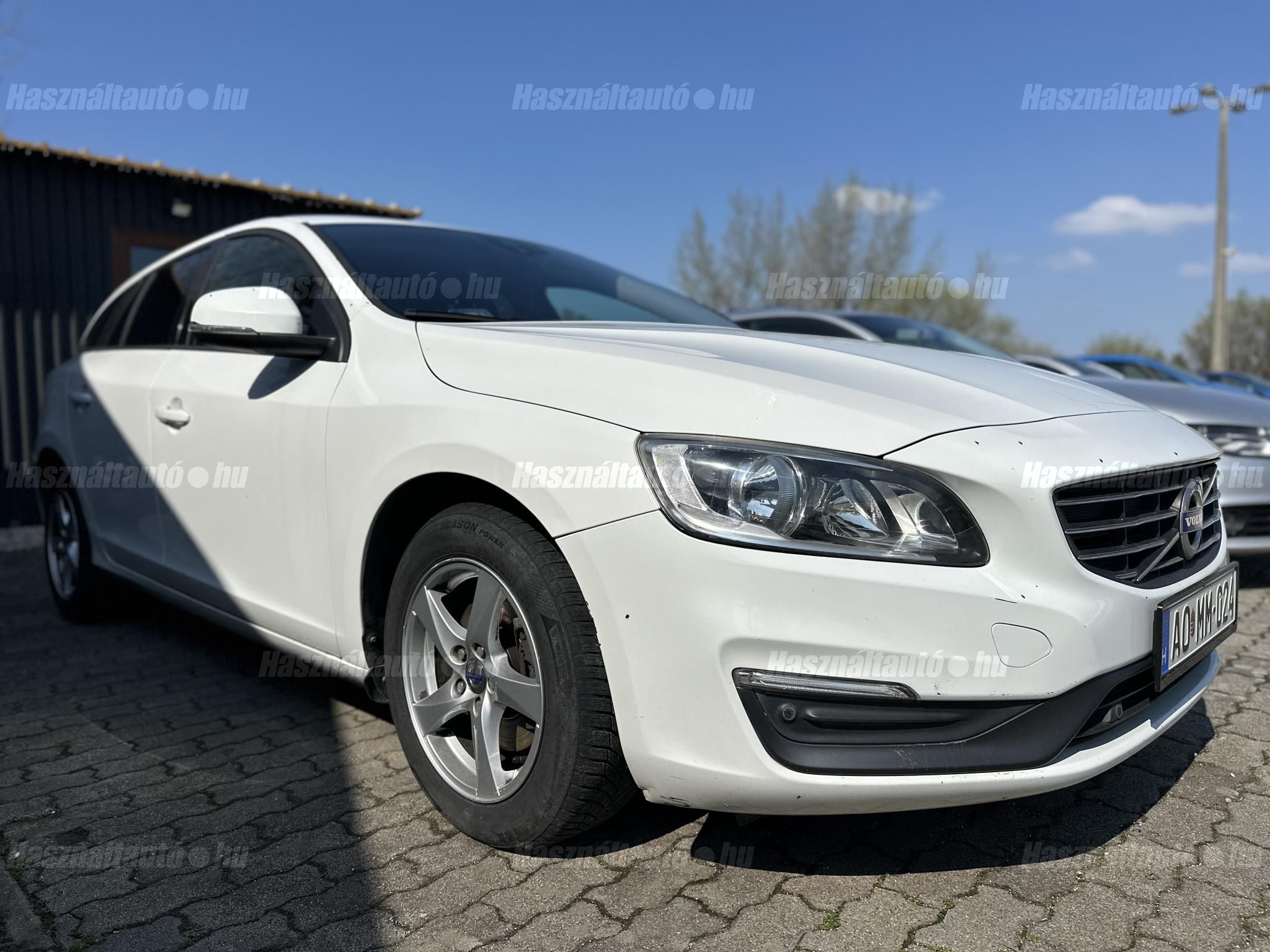 VOLVO V60 2014/12 - 1