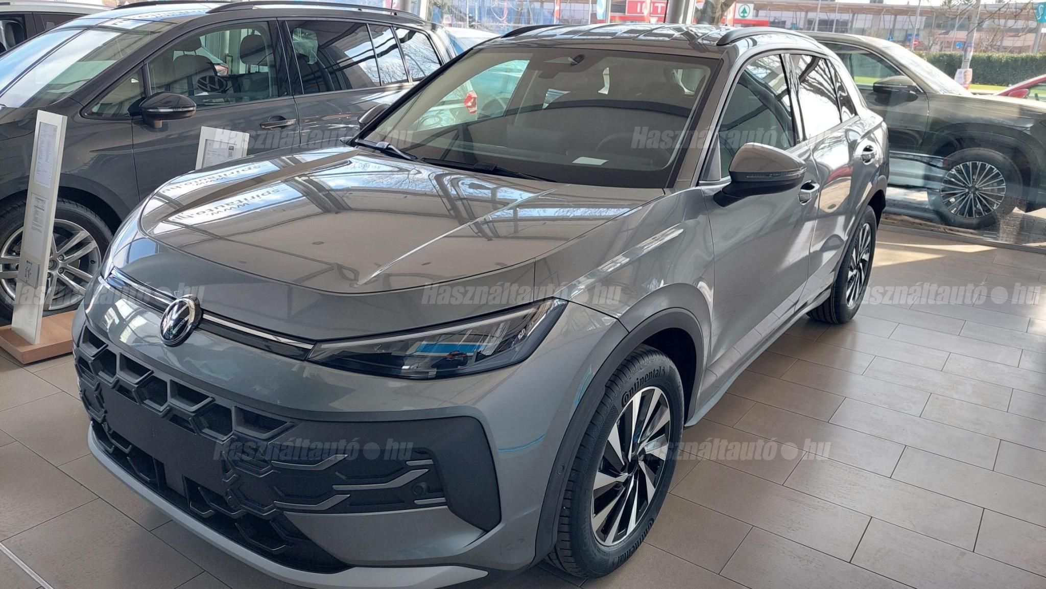 VOLKSWAGEN T-ROC 2026 - 1