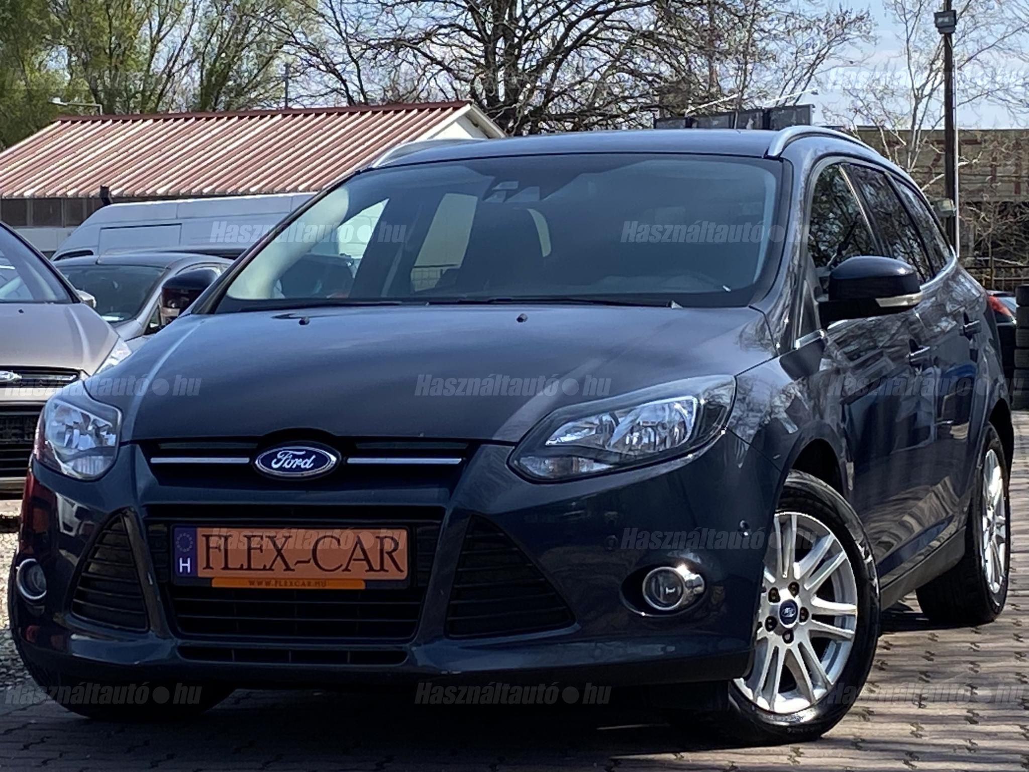 FORD FOCUS 2014/7 - 1