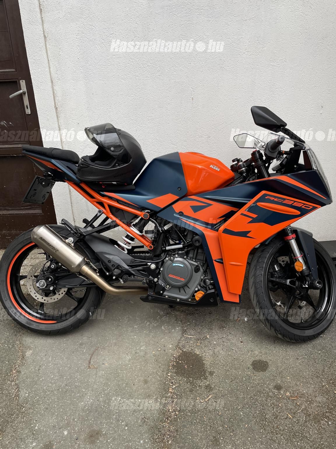 KTM RC 390 2022/4 - 1