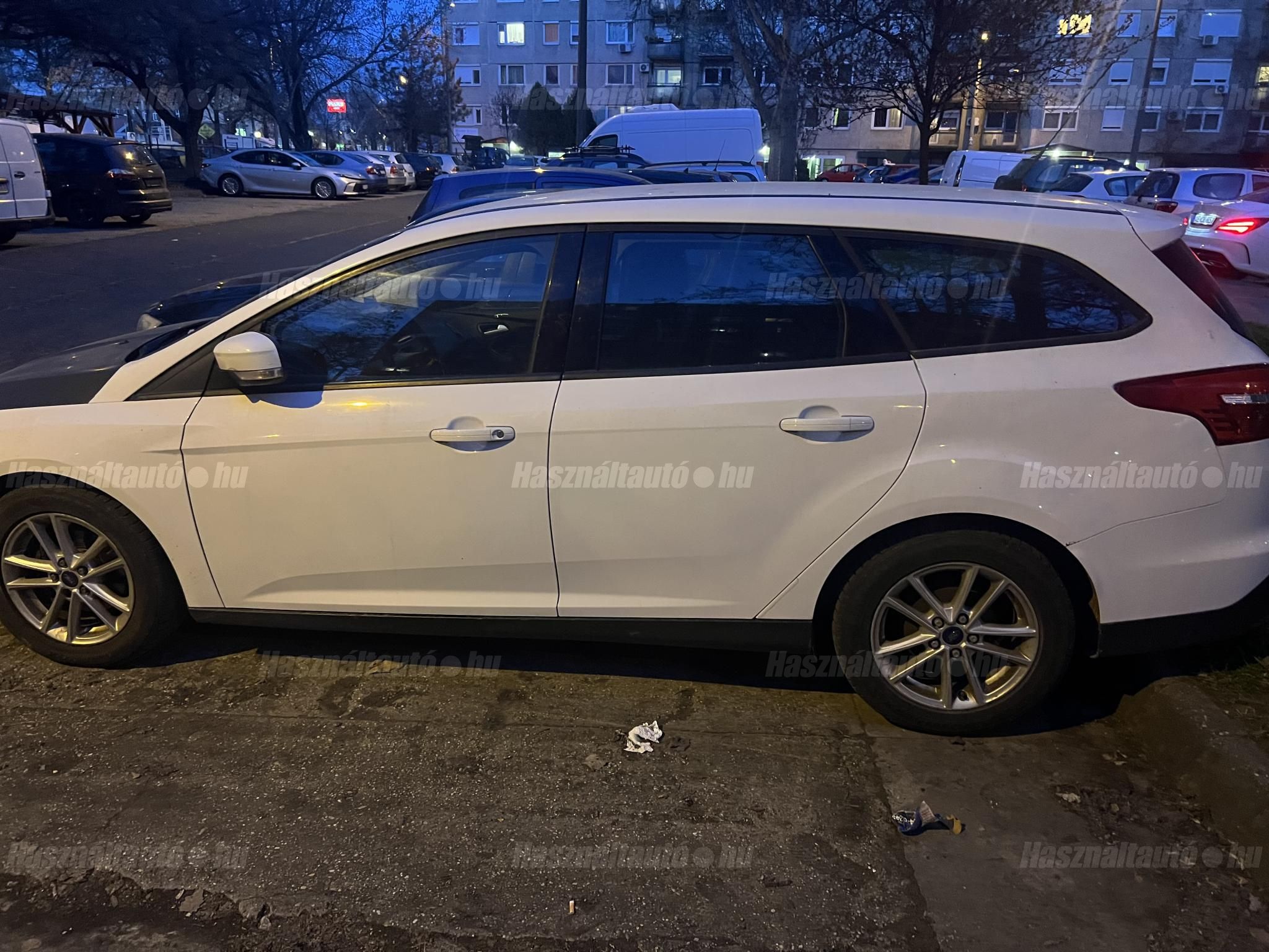 FORD FOCUS 2016/5 - 1