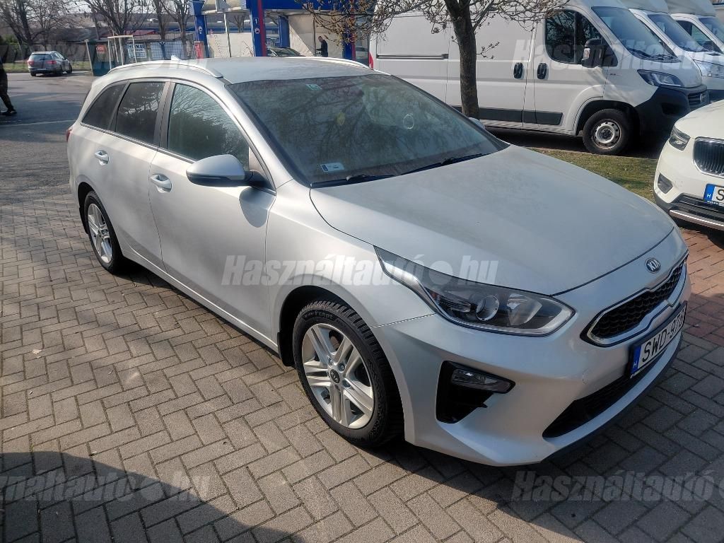 KIA CEE'D 2021/8 - 1