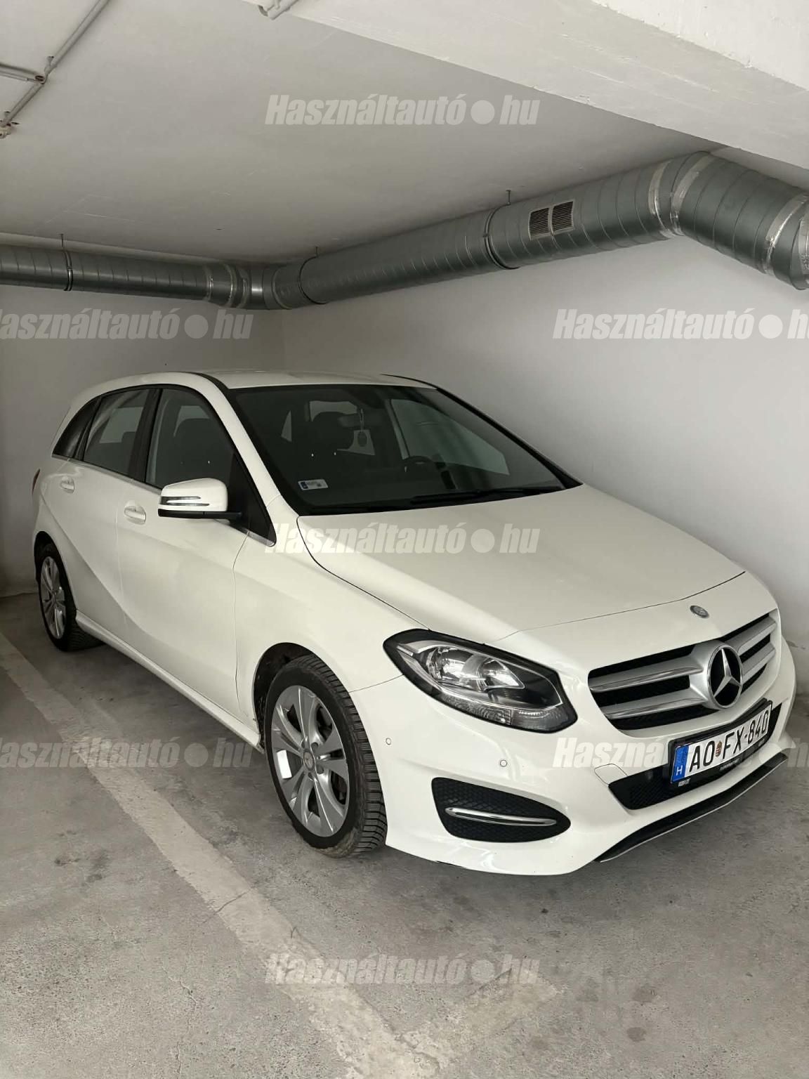 MERCEDES-BENZ B 200 2017/9 - 1