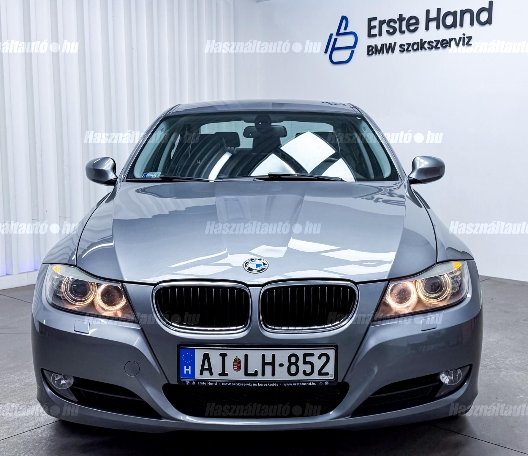 BMW 318 2009/9 - 1