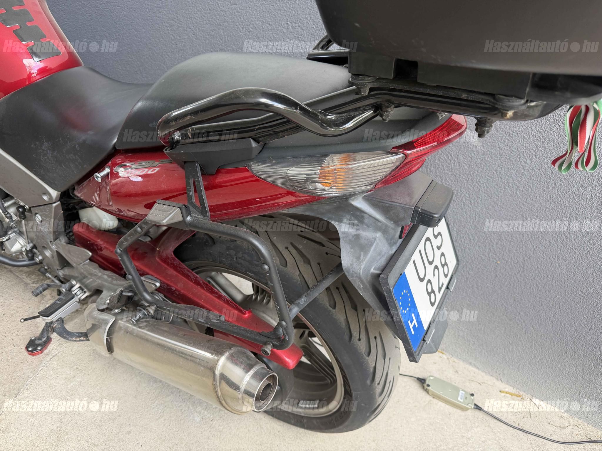 HONDA CBF 1000 2007/2 - 1