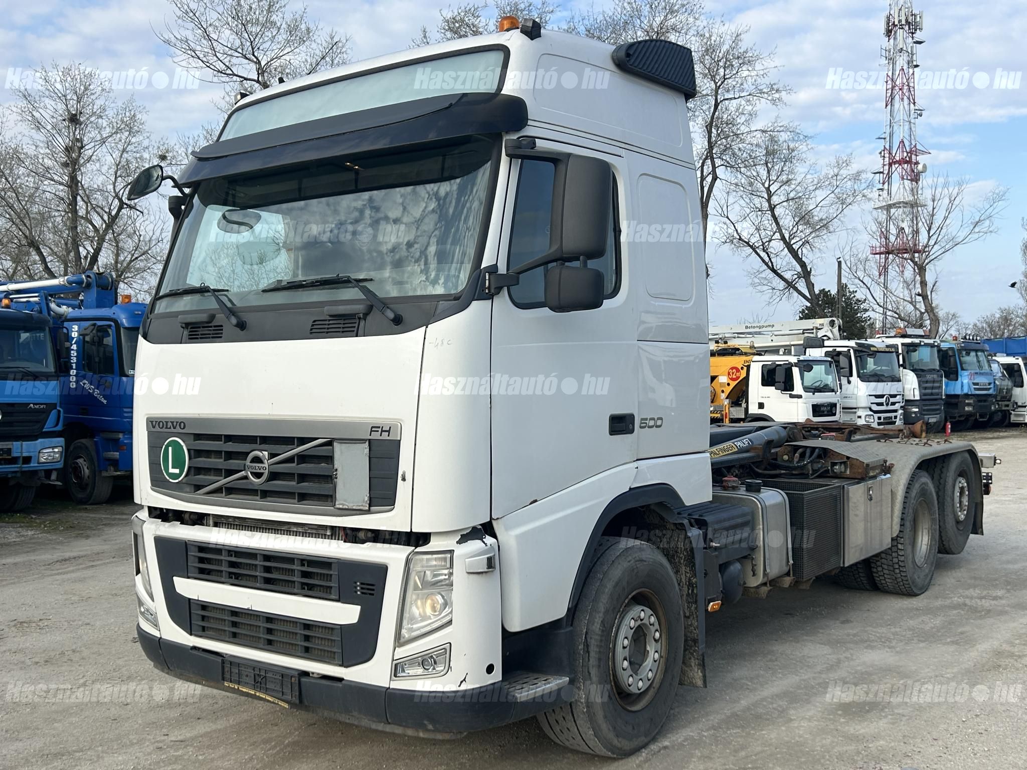 VOLVO 2012/5 - 1