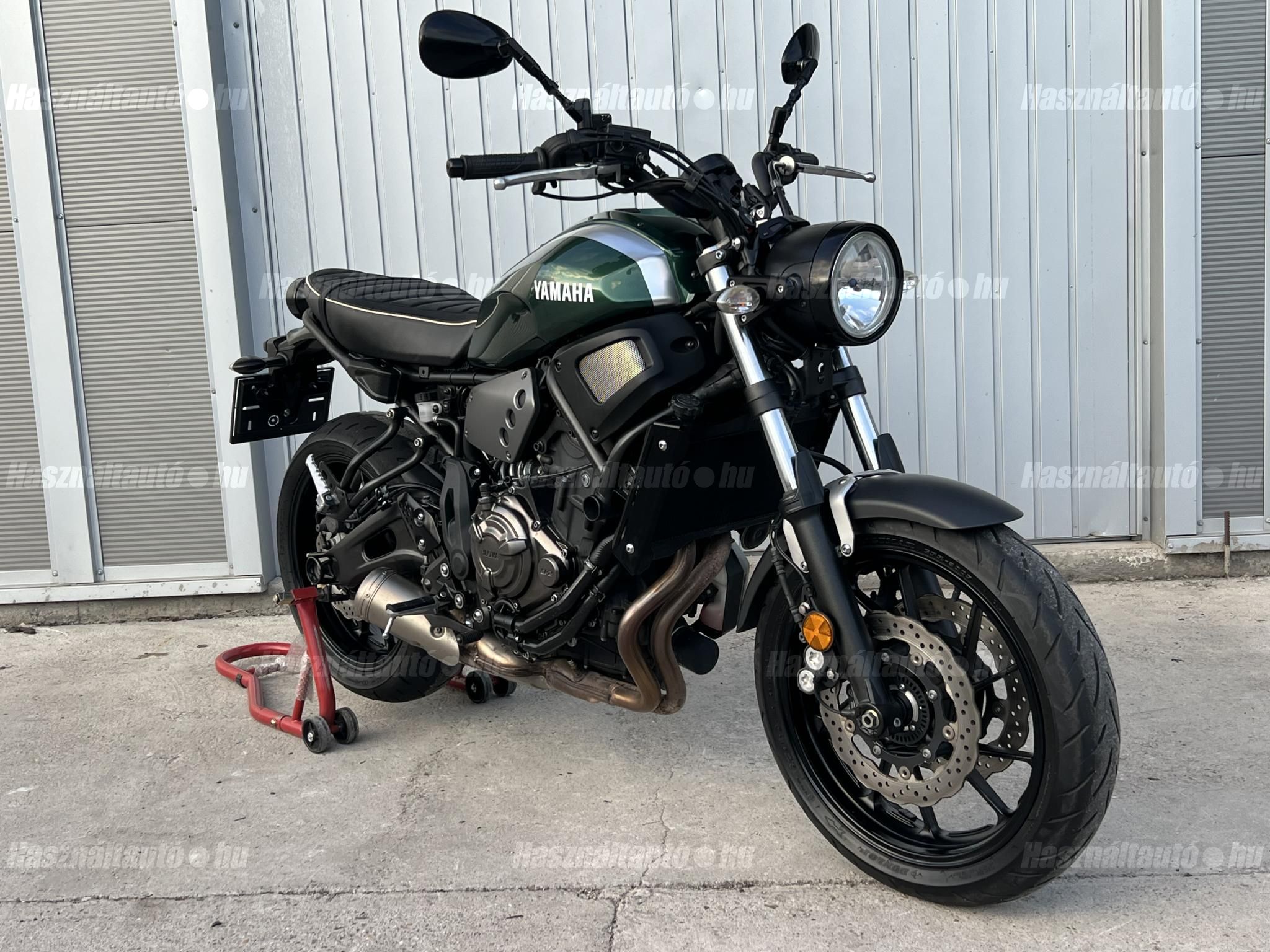YAMAHA XSR 700 2017/9 - 1