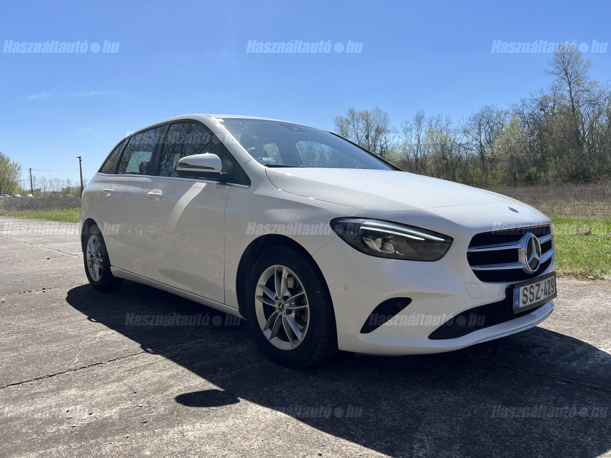MERCEDES-BENZ B 180 2019/5 - 1