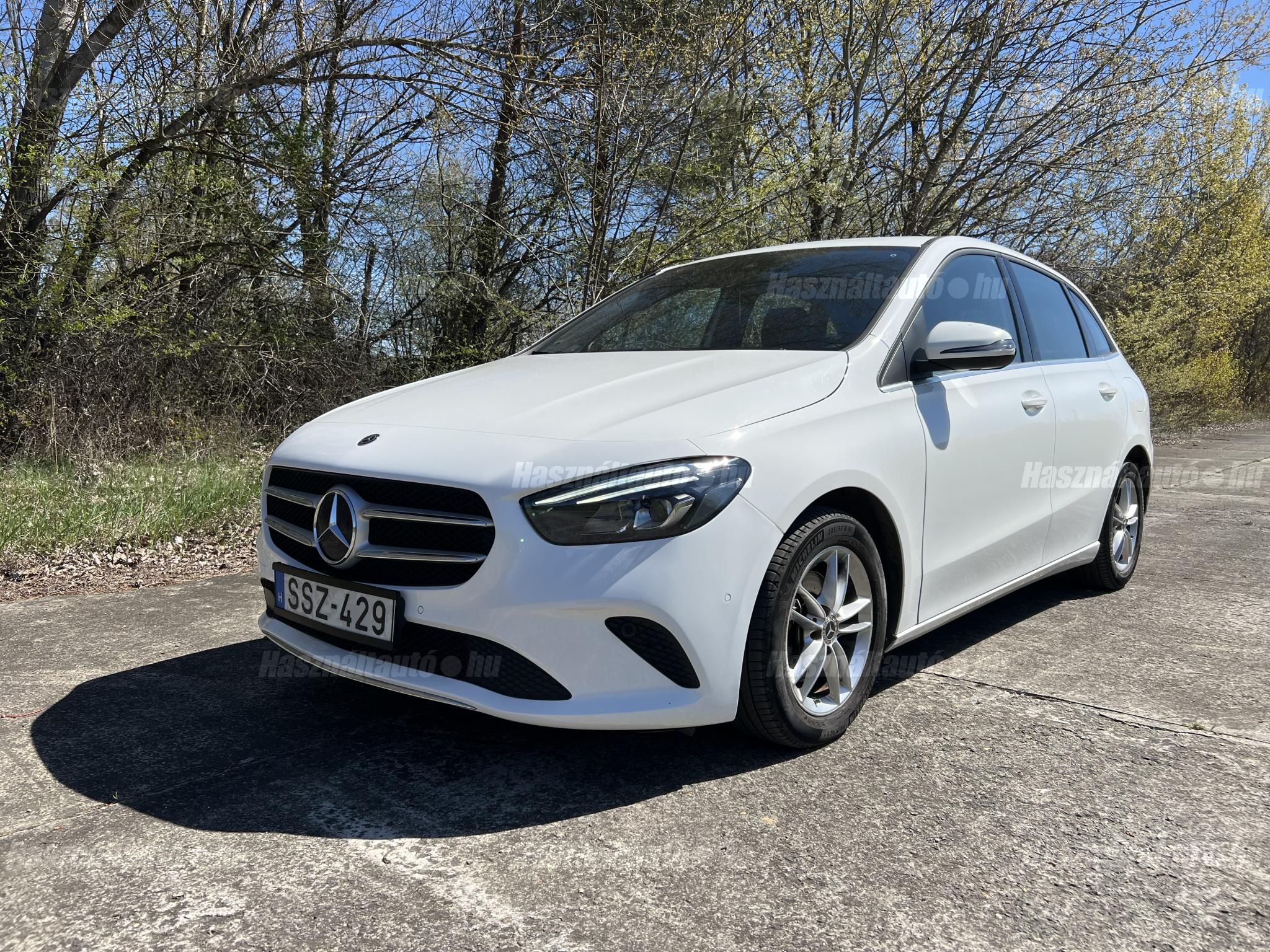 MERCEDES-BENZ B 180 2019/5 - 1