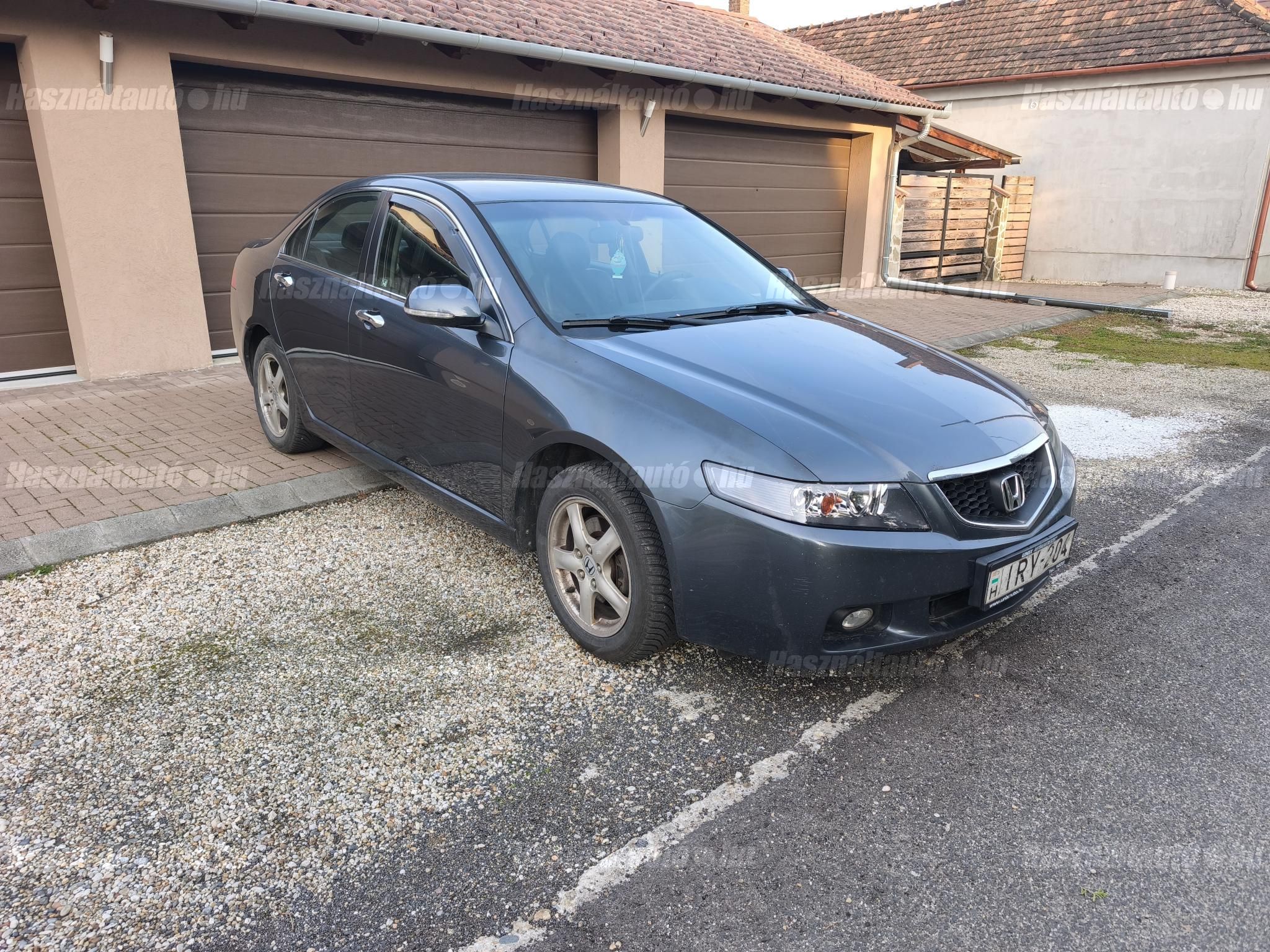 HONDA ACCORD 2003/9 - 1