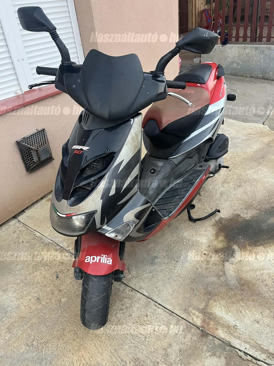 APRILIA SR 50 2011 - 1