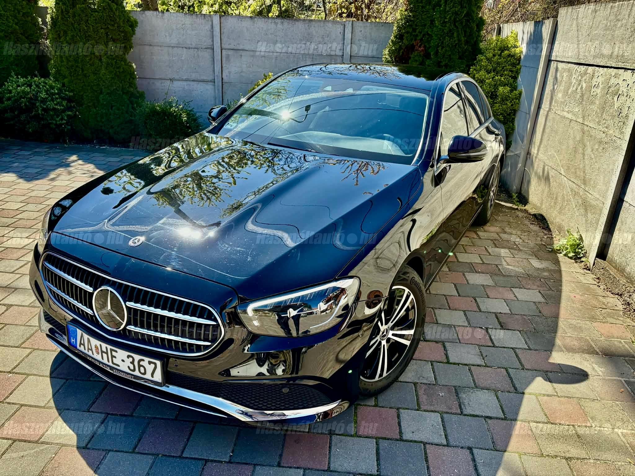 MERCEDES-BENZ E 220 2022/11 - 1