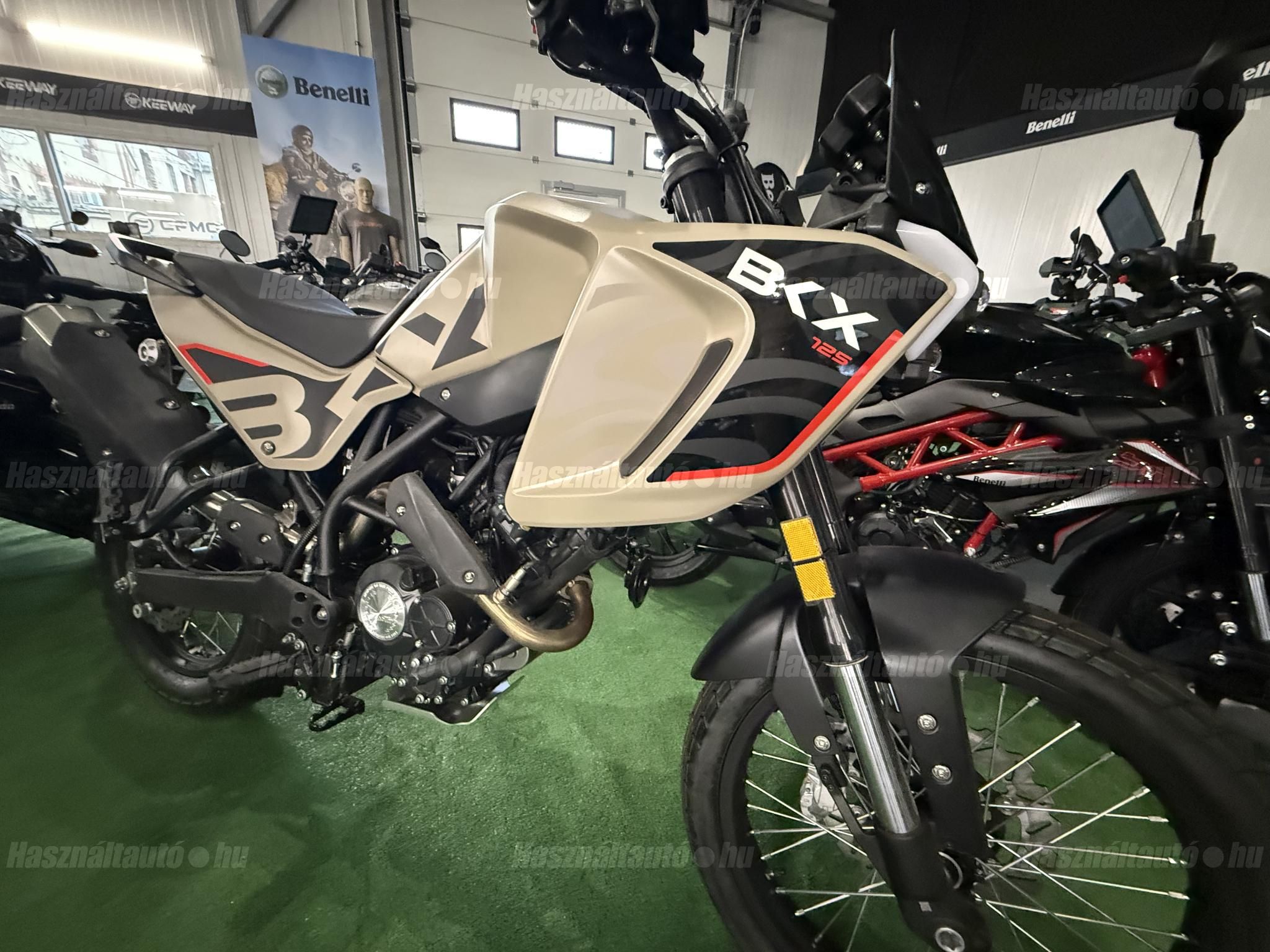 BENELLI BKX 125