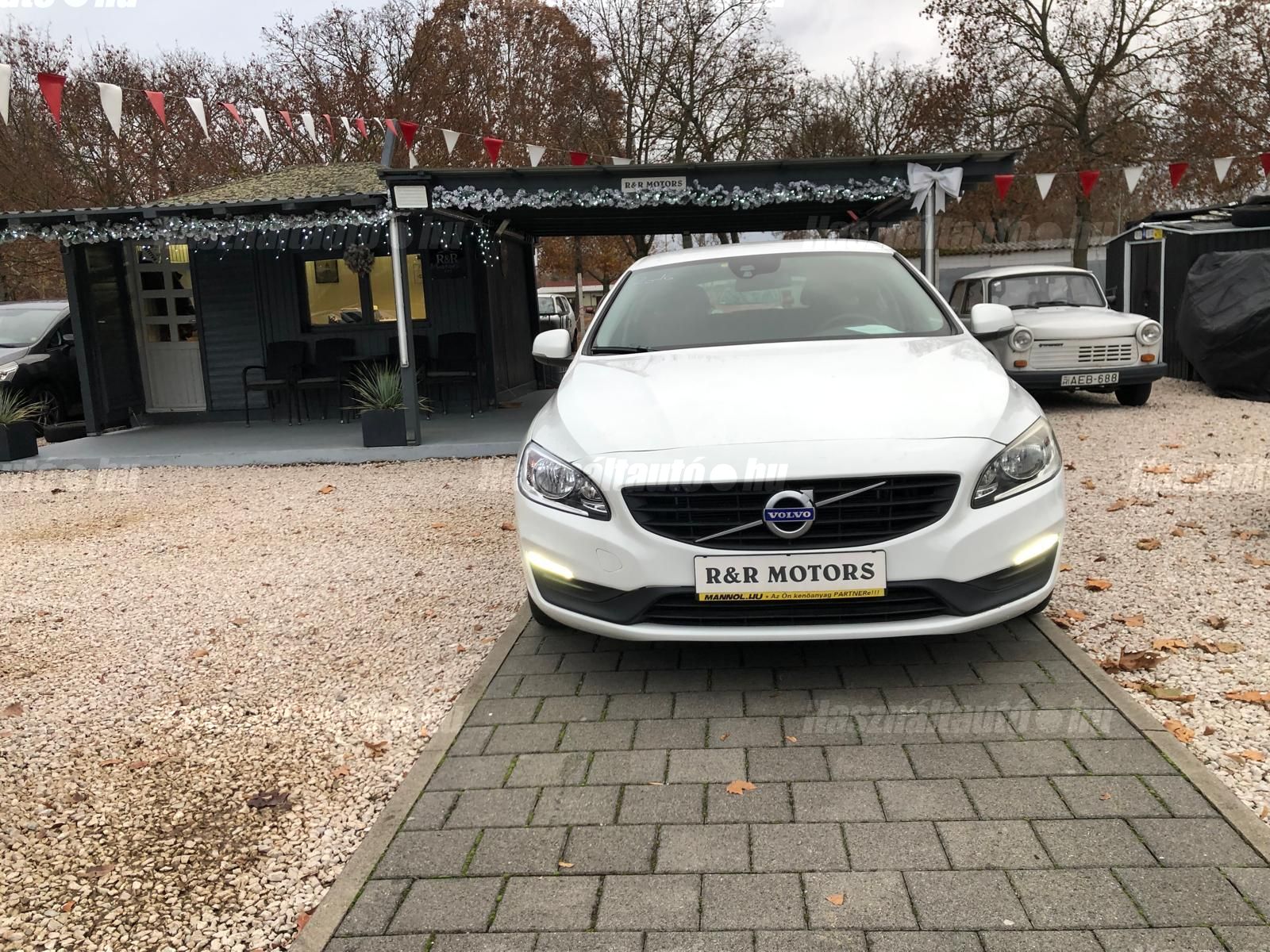 VOLVO V60 2016/1 - 1