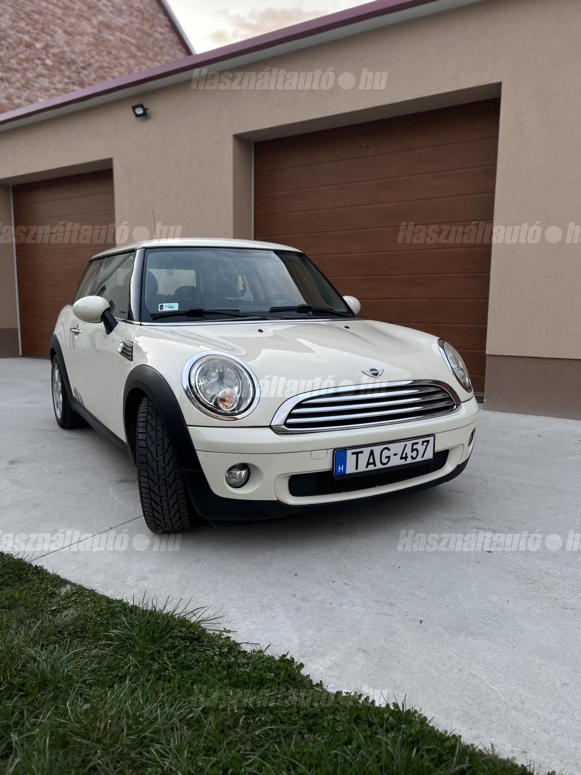 MINI MINI ONE 2010/4 - 1