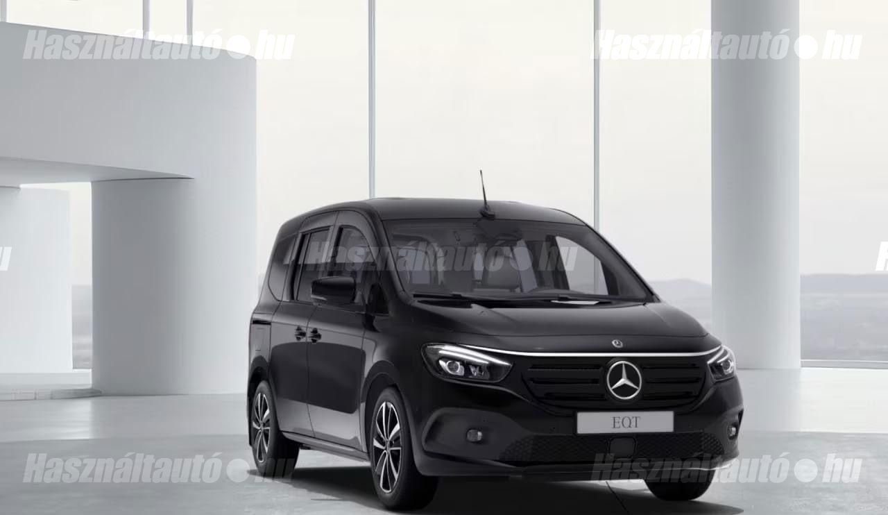 MERCEDES-BENZ EQT 2024/8 - 1