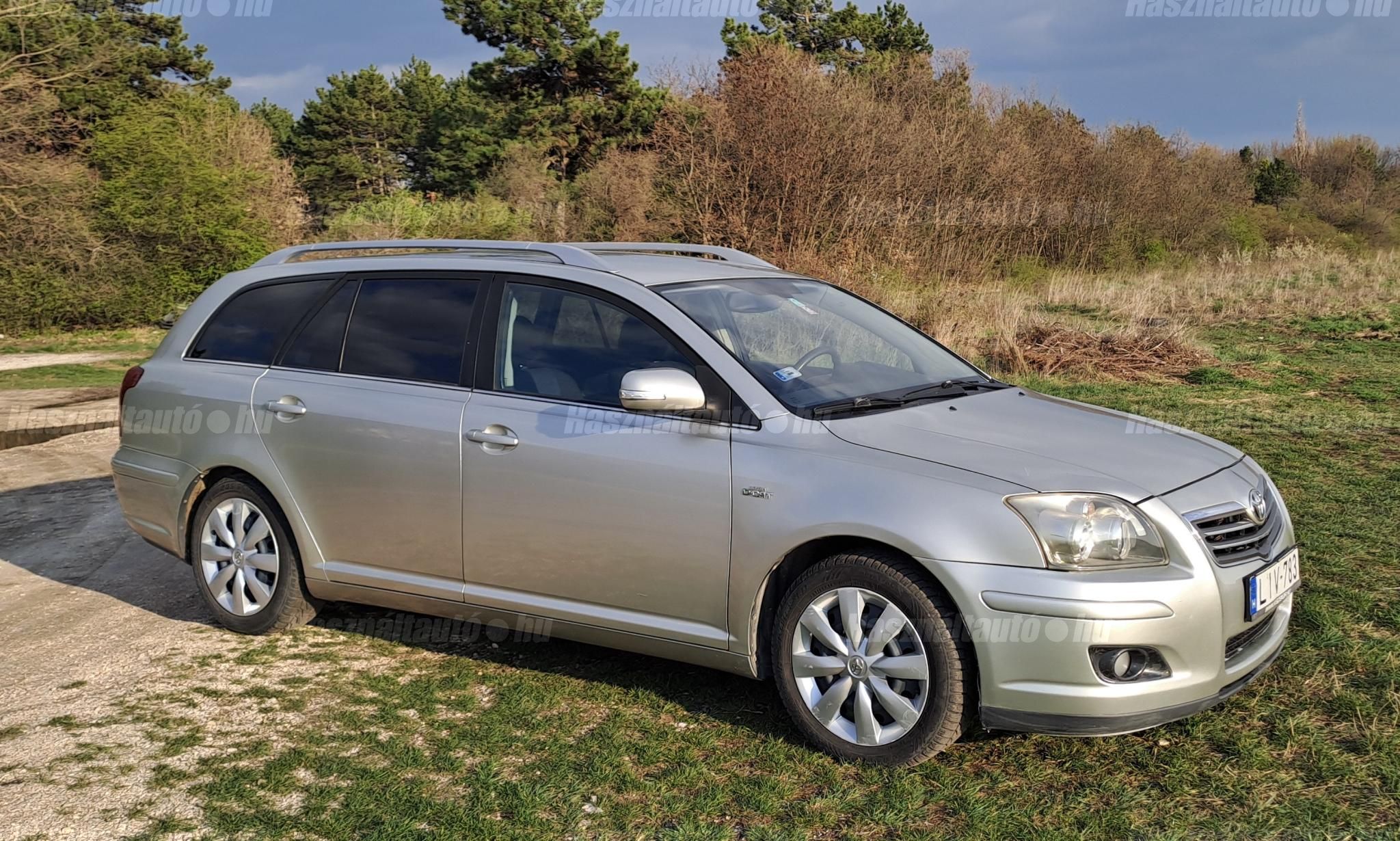 TOYOTA AVENSIS 2008/10 - 1