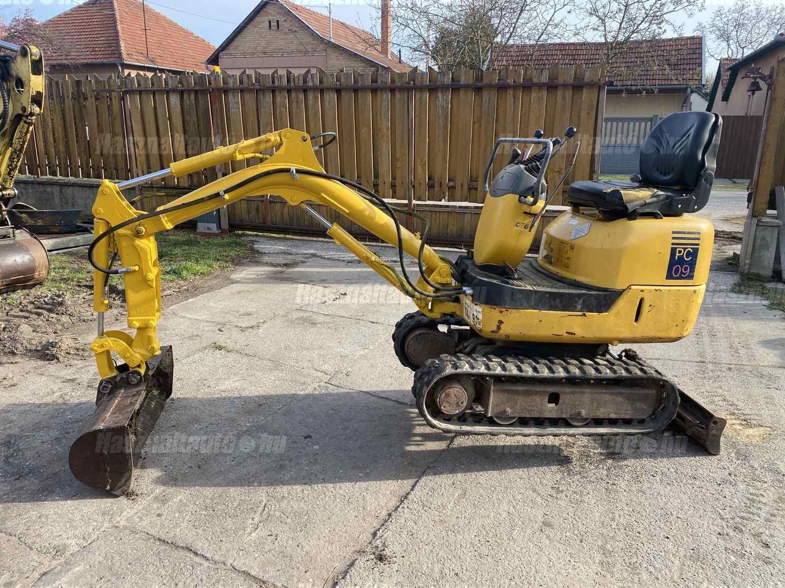 KOMATSU 2008 - 1