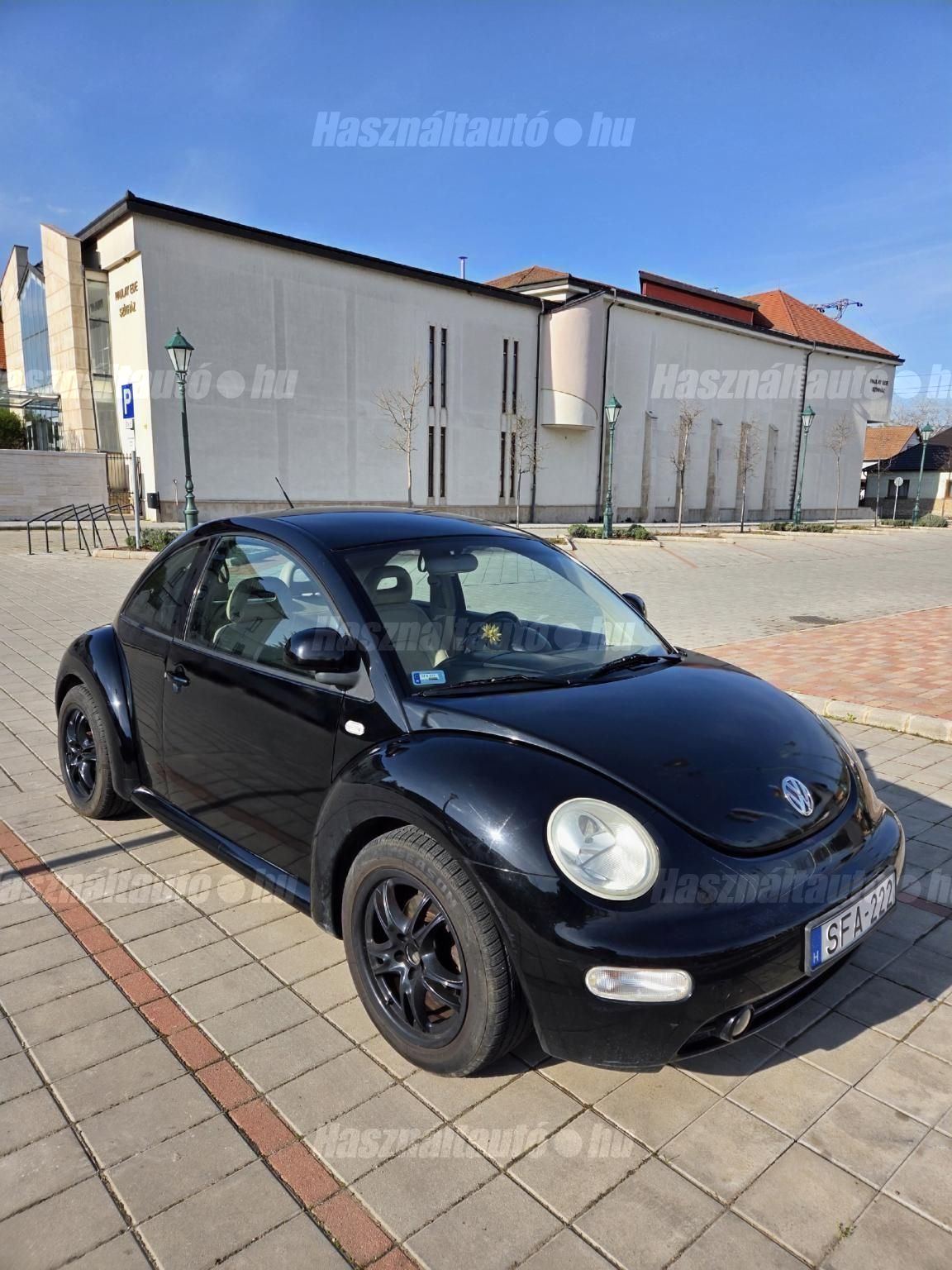 VOLKSWAGEN BEETLE 1999/3 - 1