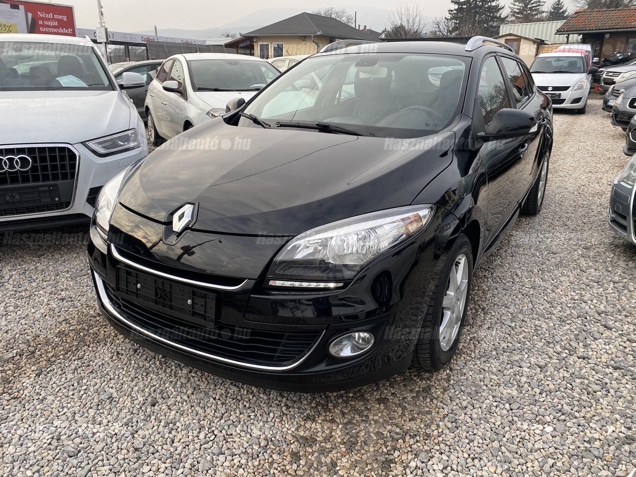 RENAULT MEGANE 2013/2 - 1