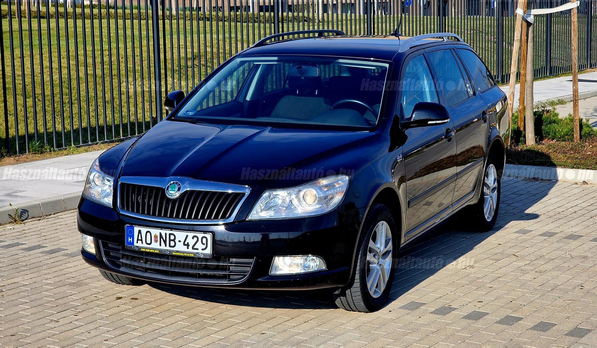 SKODA OCTAVIA 2011/11 - 1