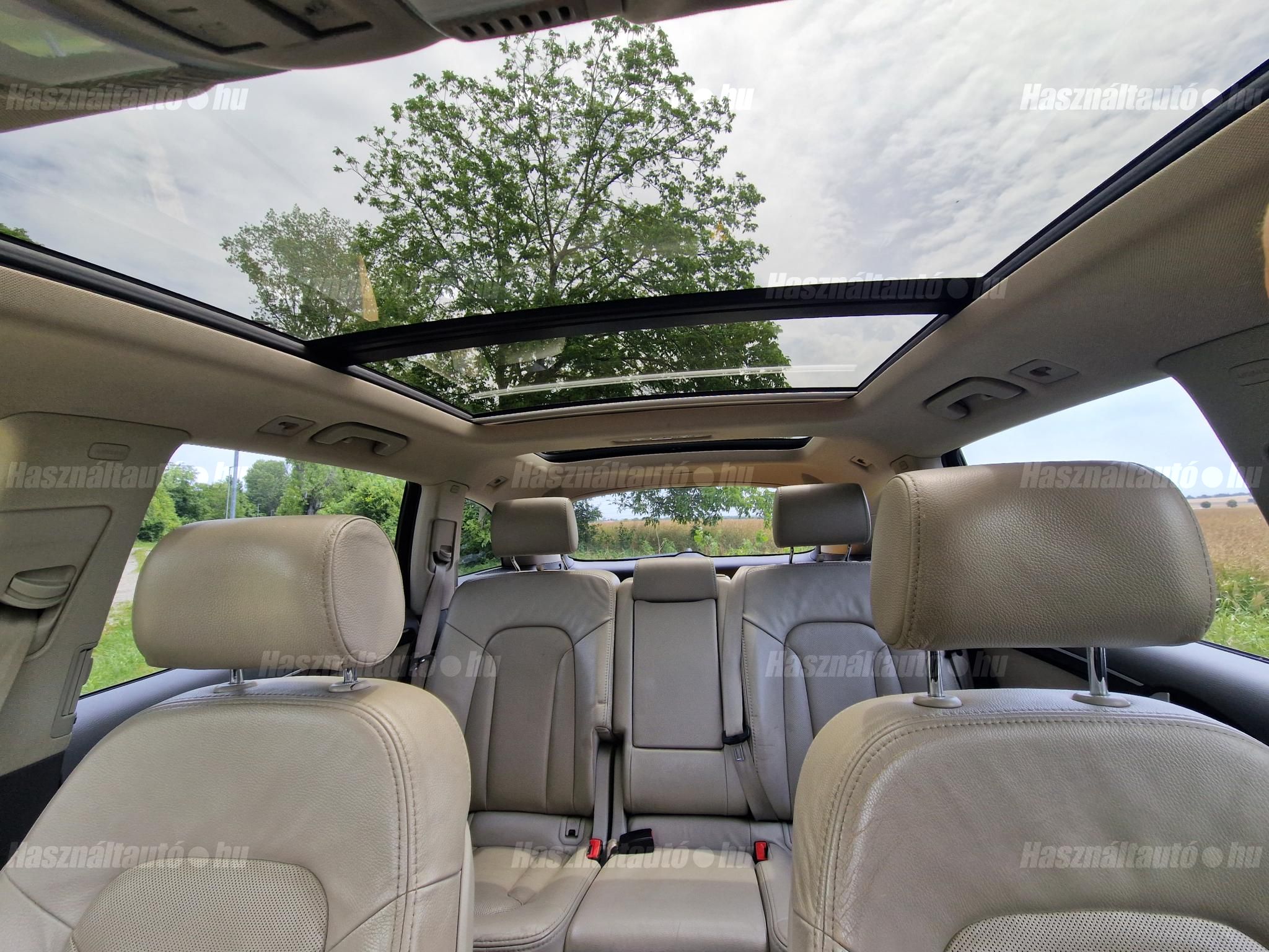 AUDI Q7 2010/7 - 1