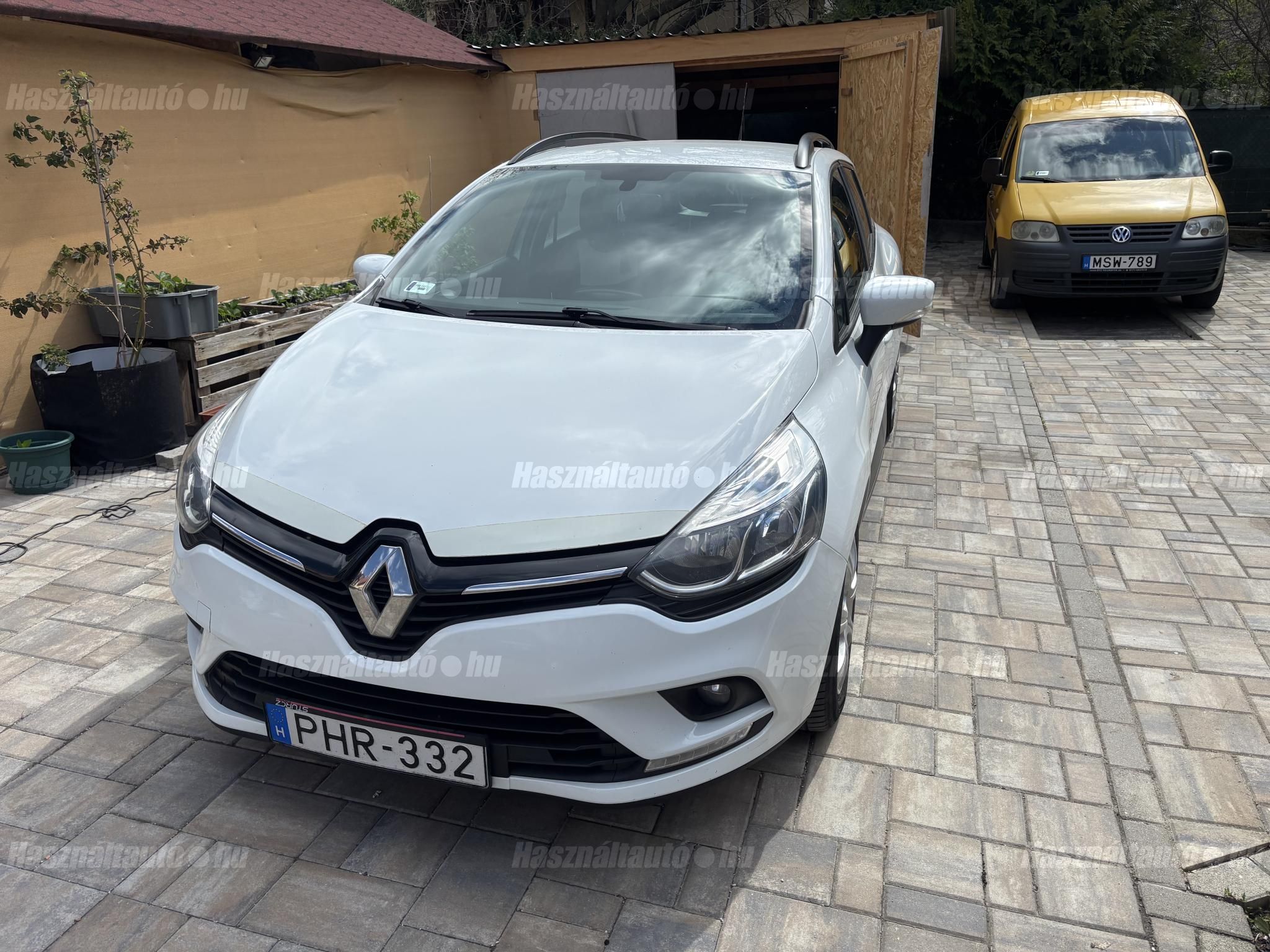 RENAULT CLIO 2017/8 - 1