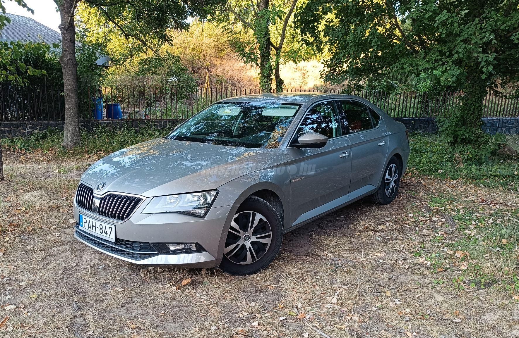 SKODA SUPERB 2017/4 - 1