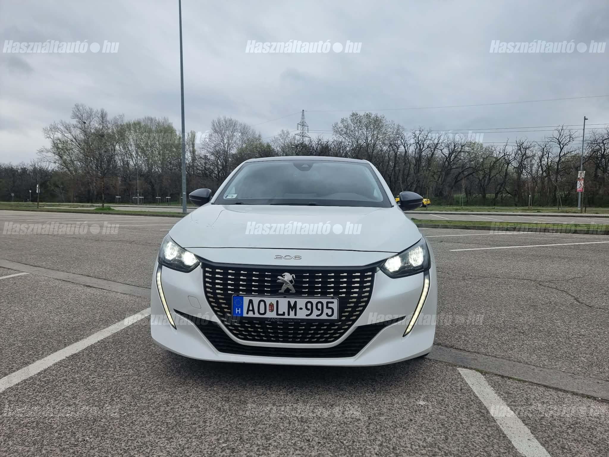 PEUGEOT 208 2022/8 - 1
