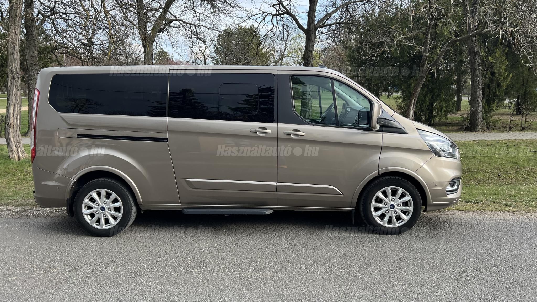 FORD TOURNEO 2020/10 - 1