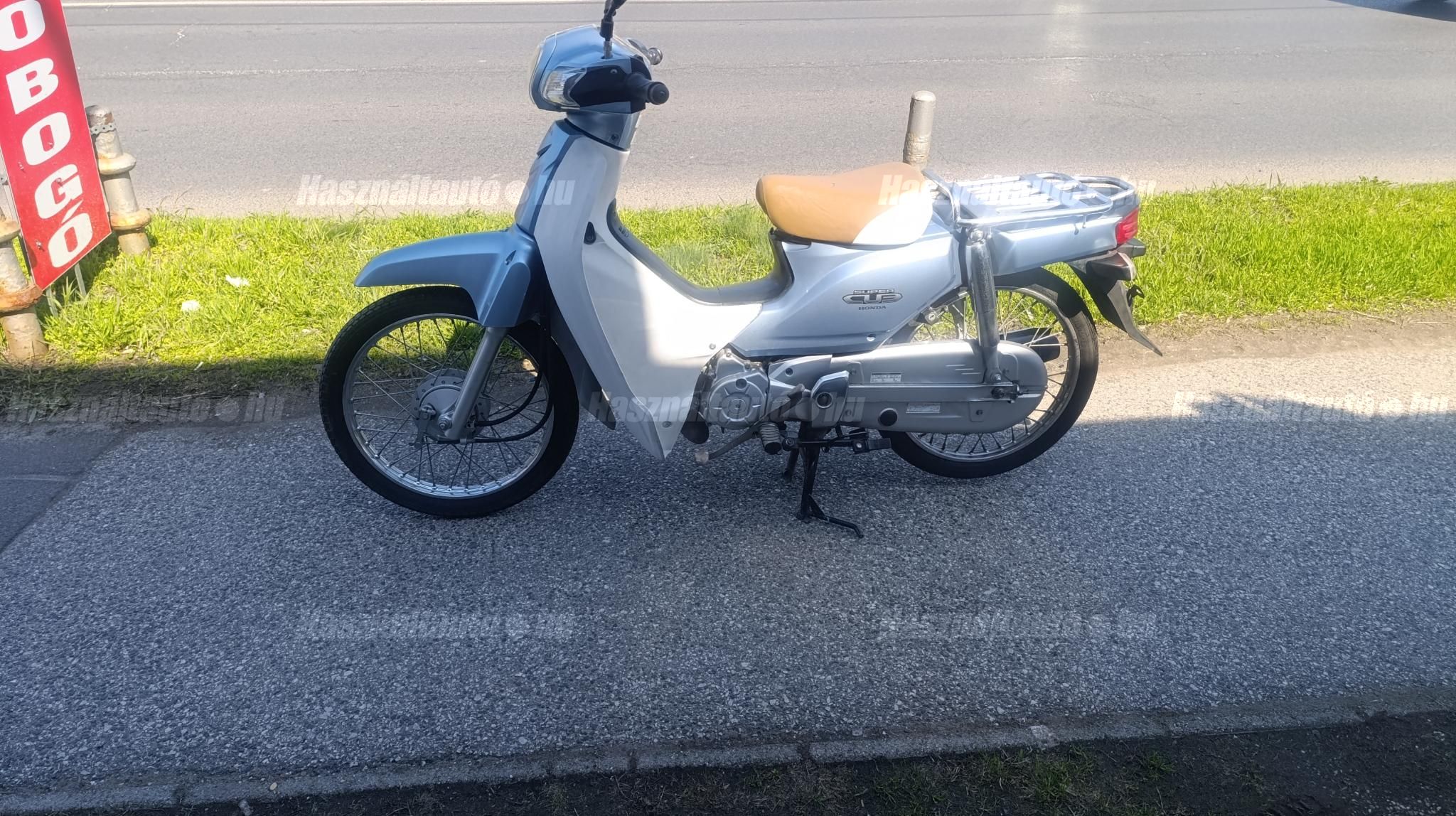 HONDA C 50 2013 - 1