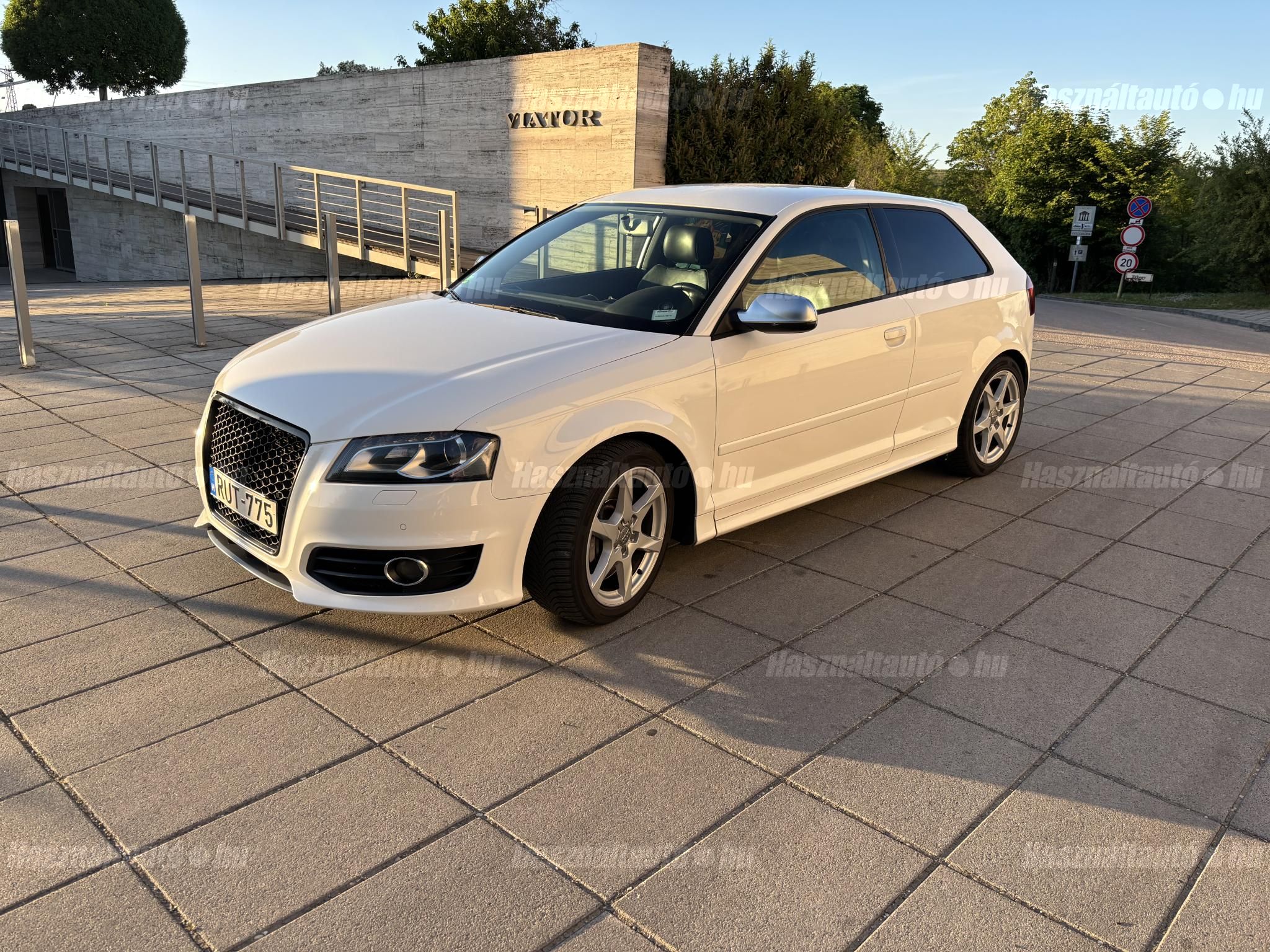 AUDI S3 2011/1 - 1