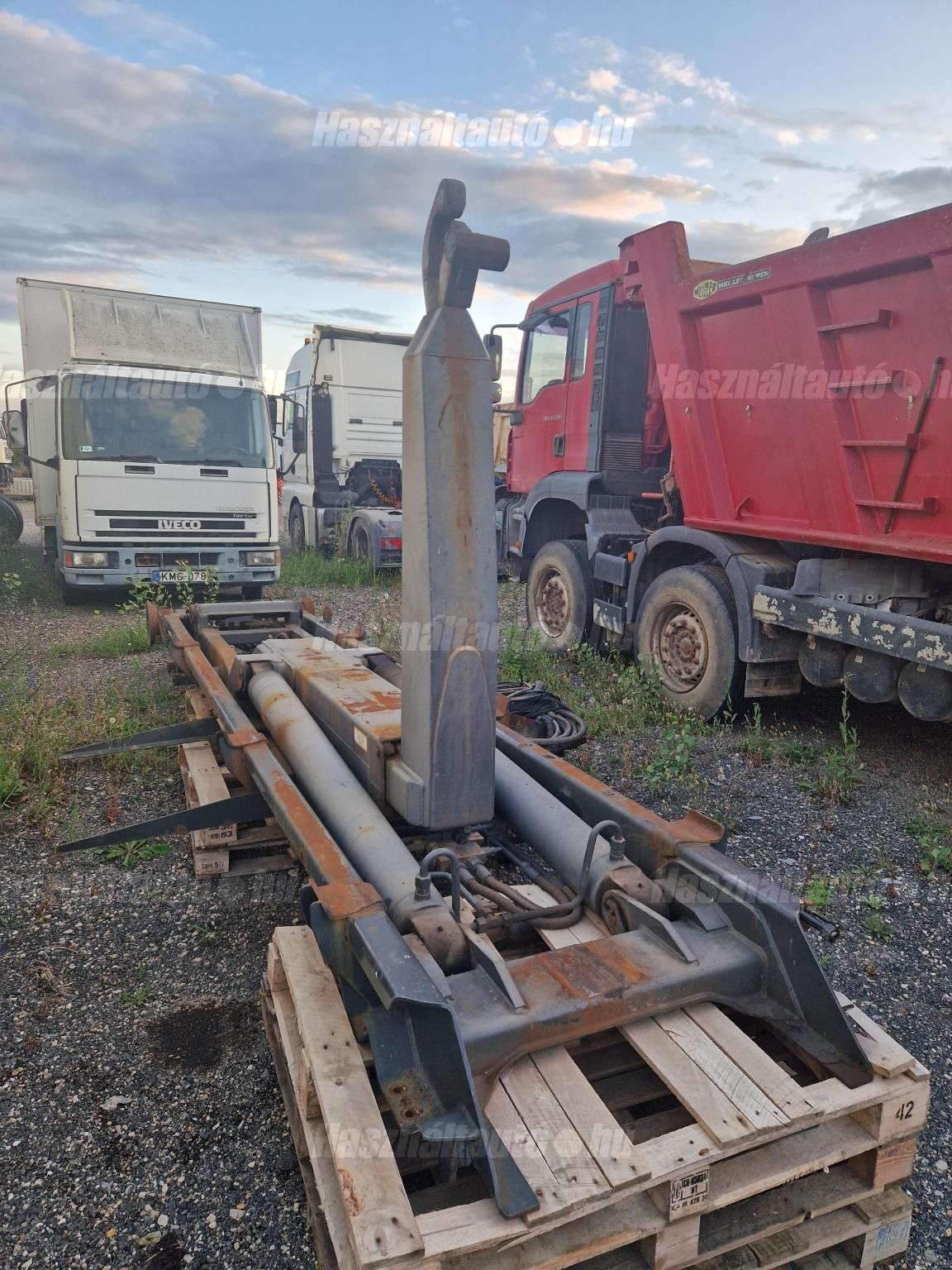 MULTITRAILER 2010 - 1