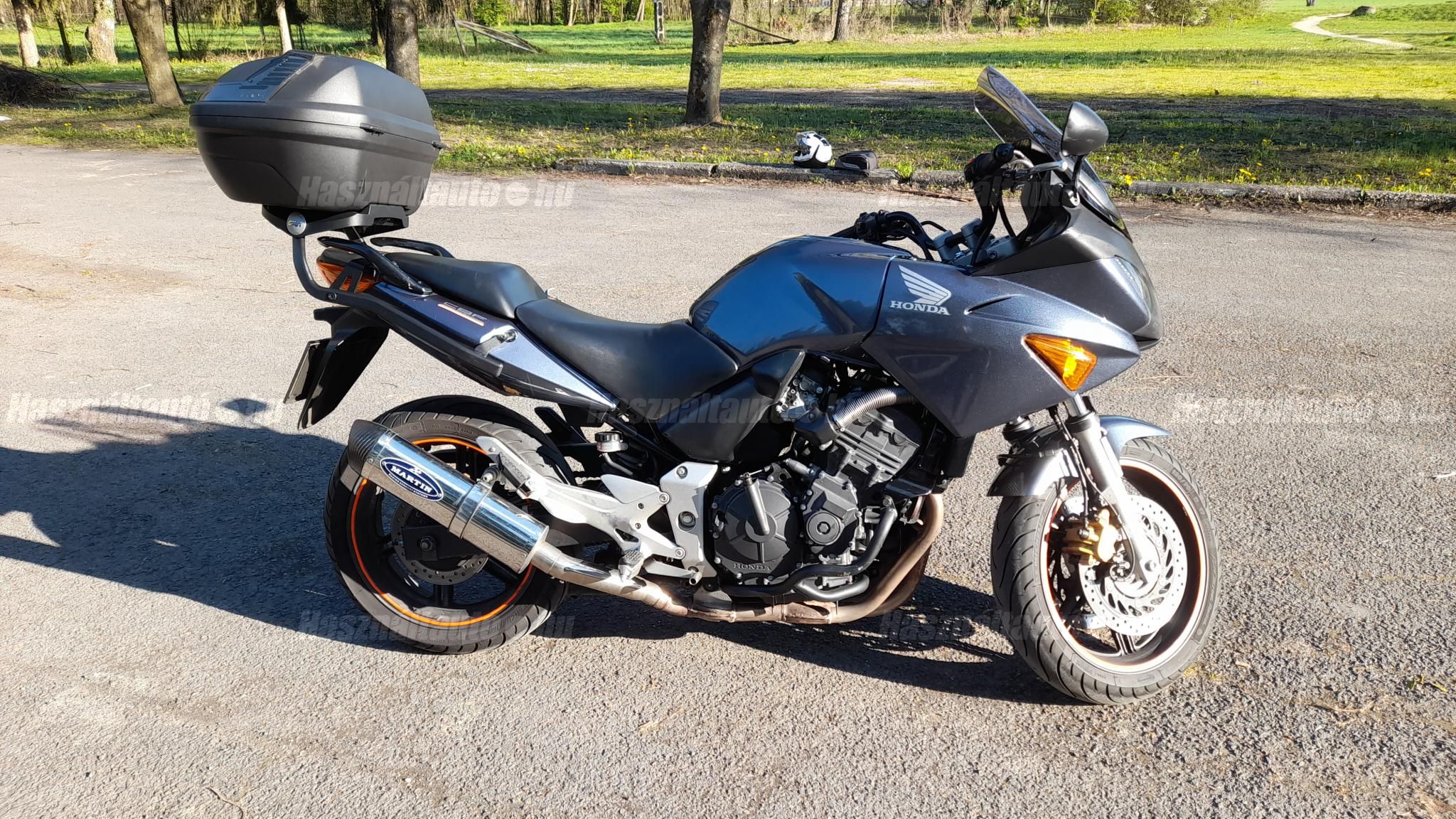 HONDA CBF 600 2004/5 - 1