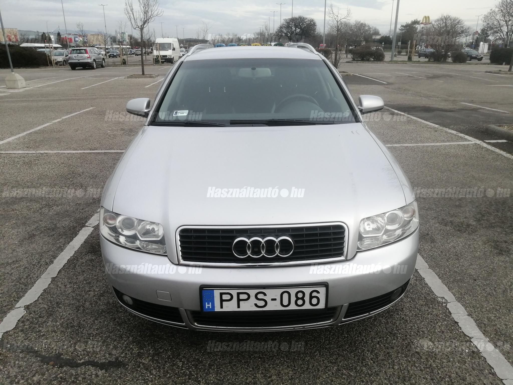 AUDI A4 2003/9 - 1