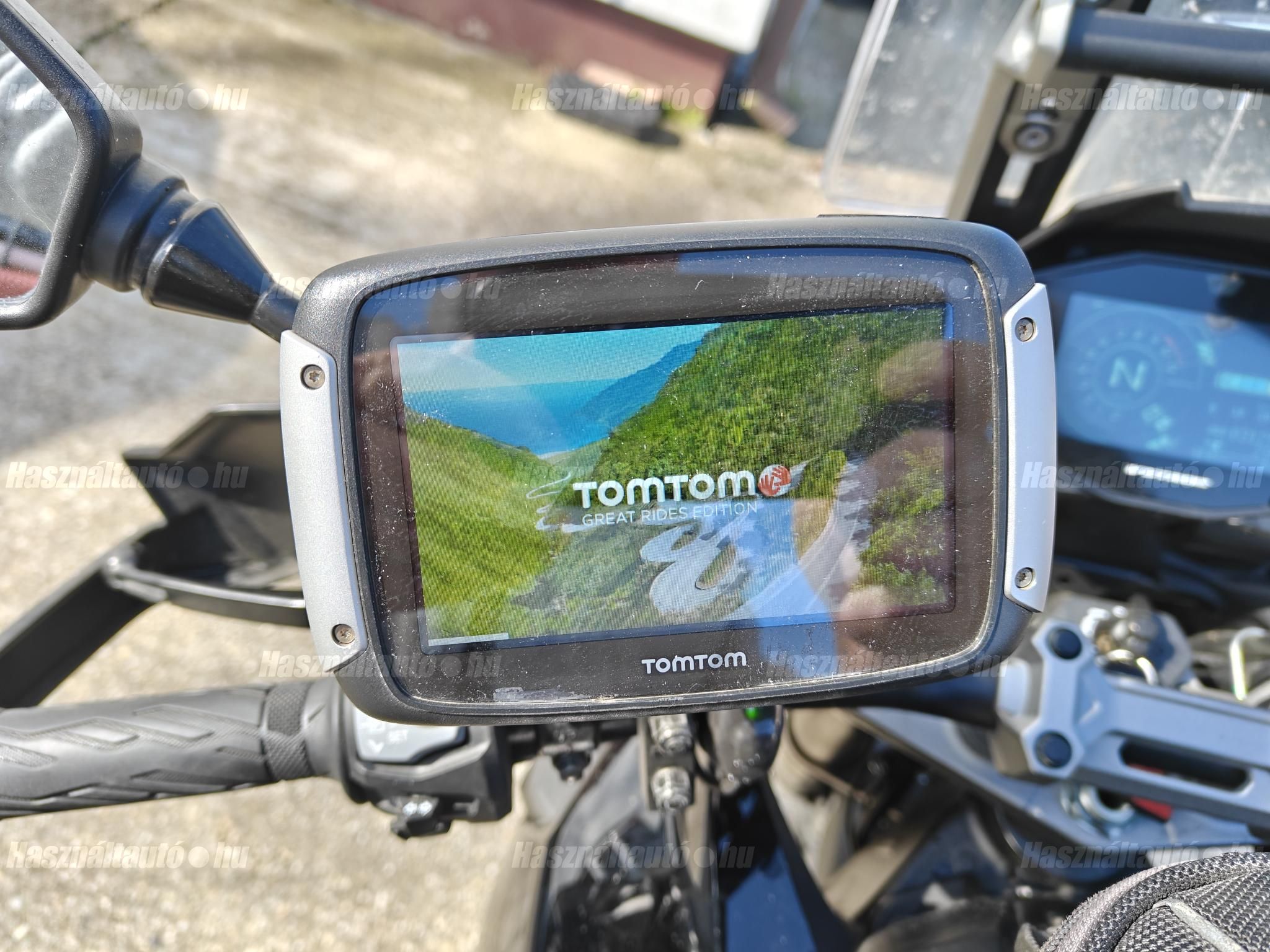SUZUKI V-STROM 1050 XT ABS 2020/9 - 1