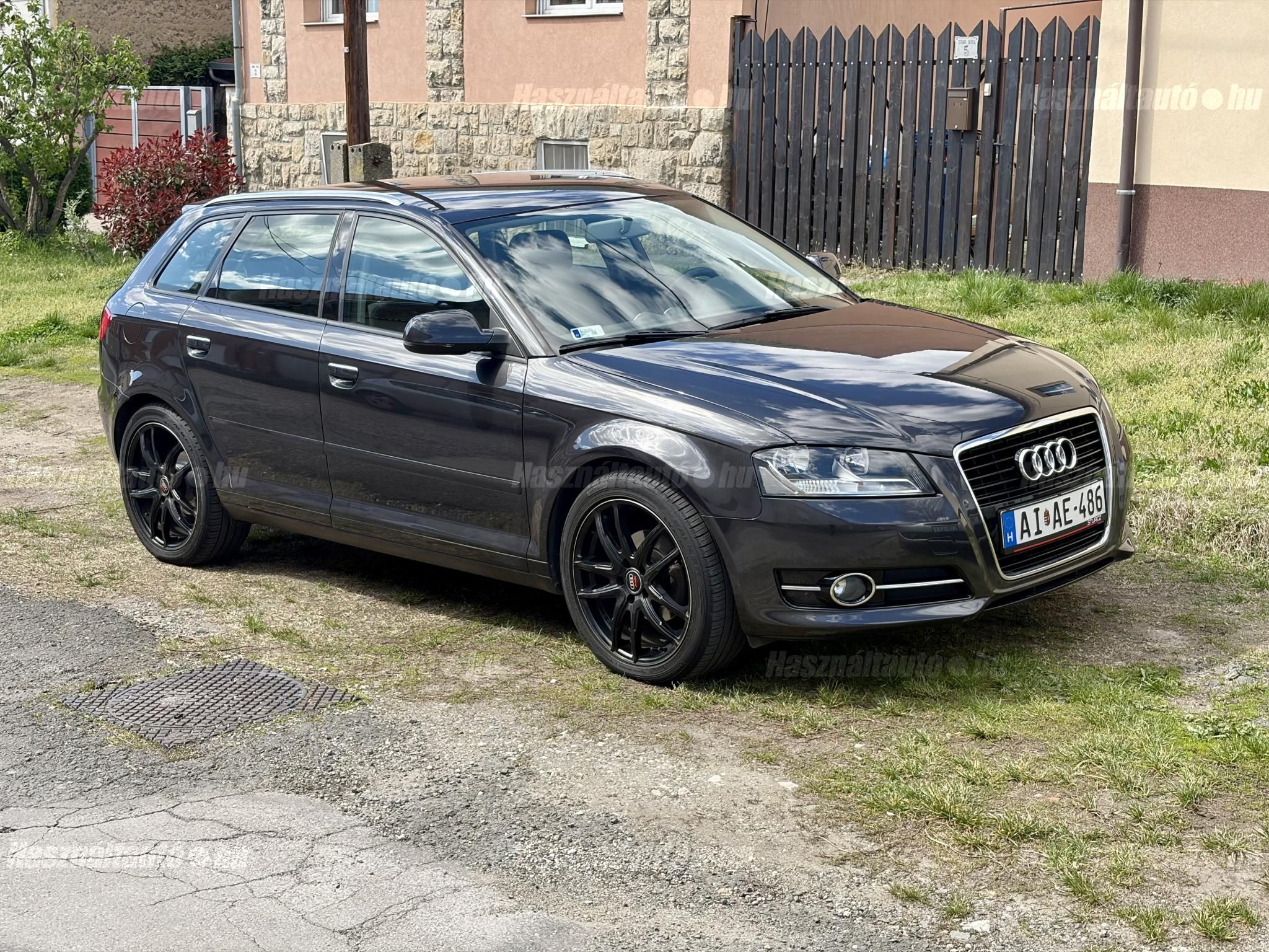 AUDI A3 2010/6 - 1