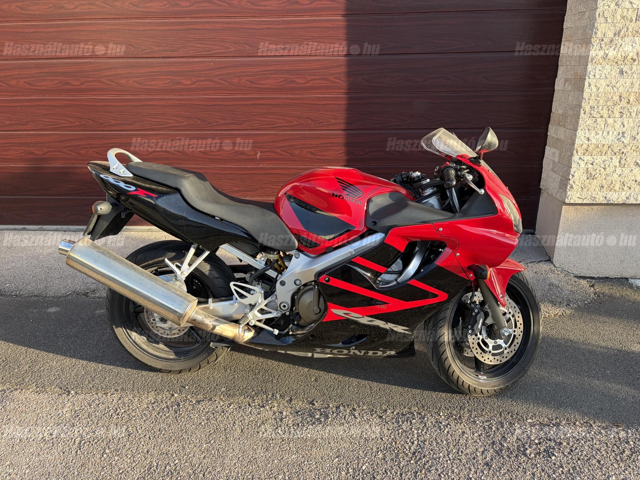 HONDA CBR 600 F 2006/6 - 1
