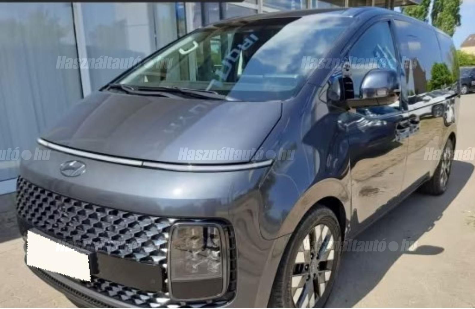 HYUNDAI STARIA 2021/10 - 1