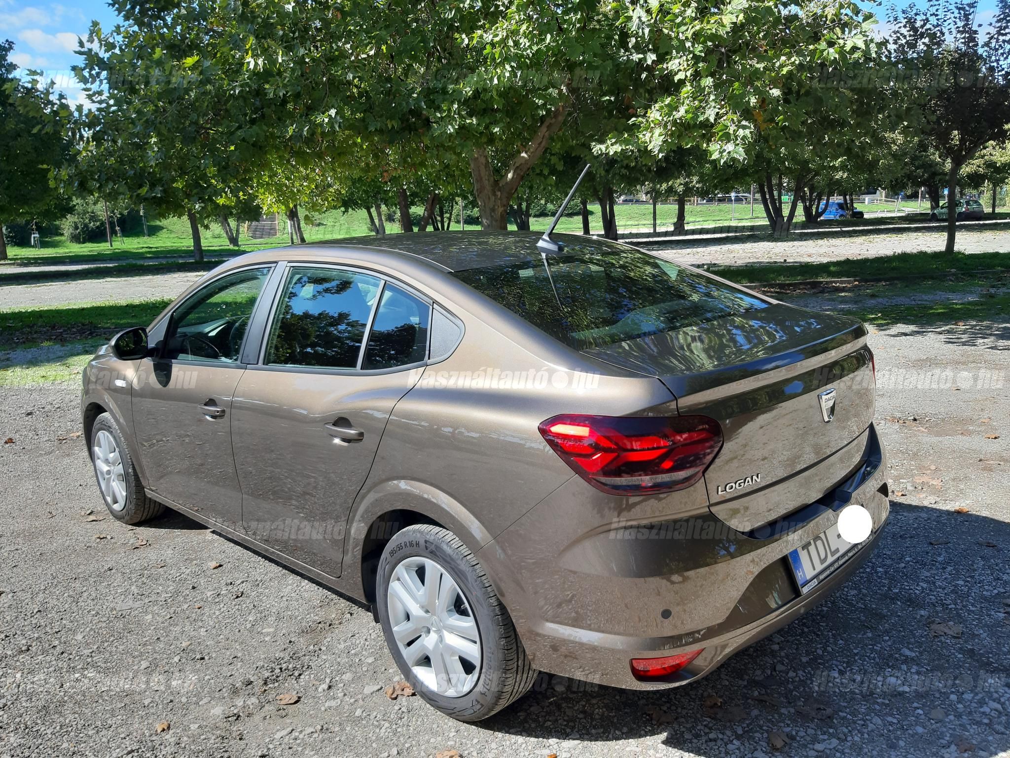DACIA LOGAN 2021/12 - 1