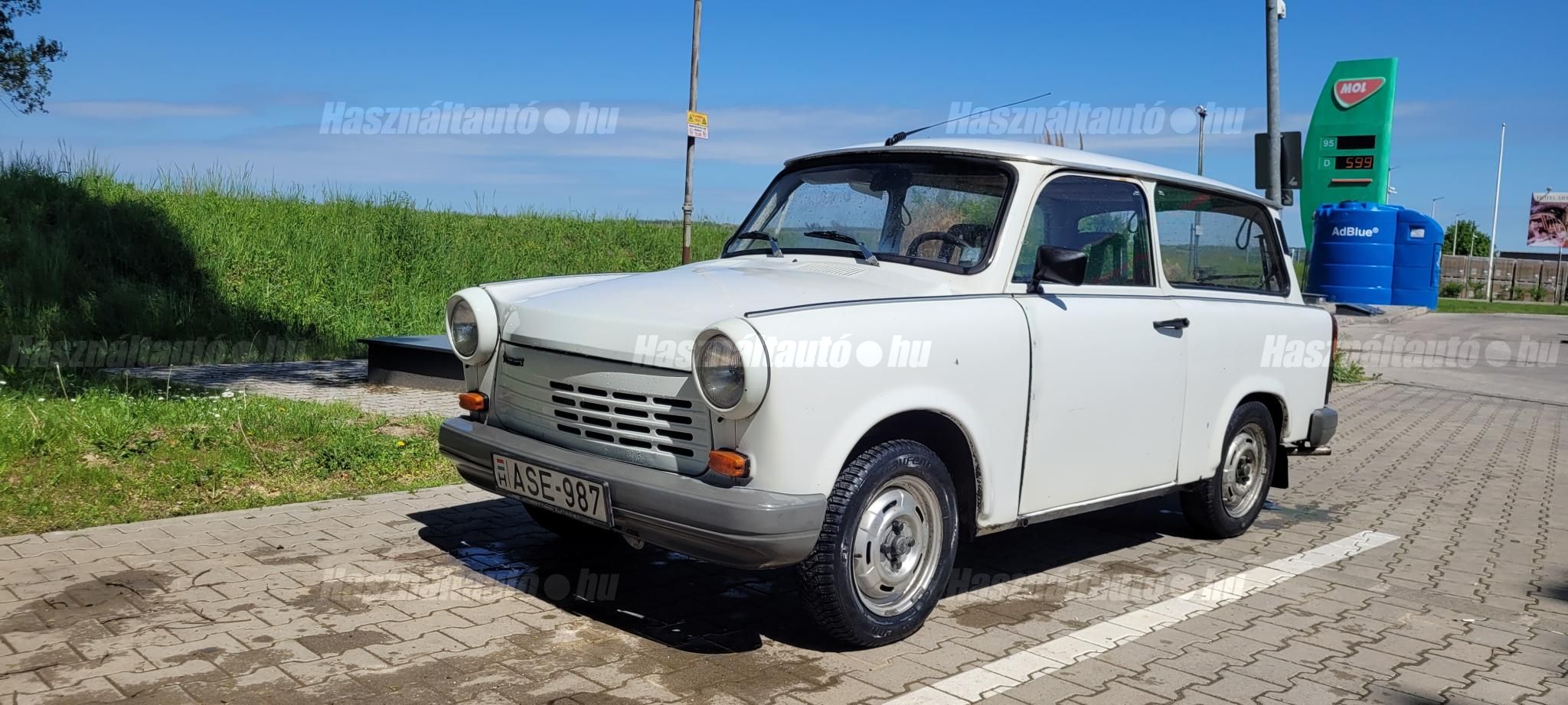 TRABANT 1.1 1990/12 - 1
