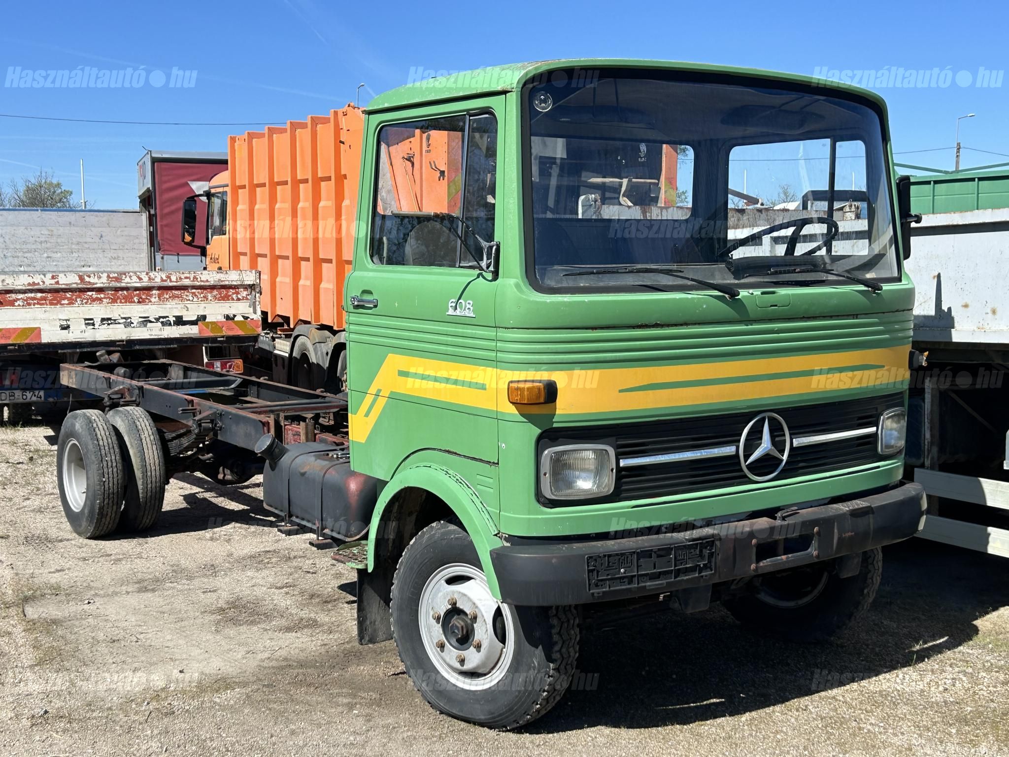 MERCEDES-BENZ 1970 - 1