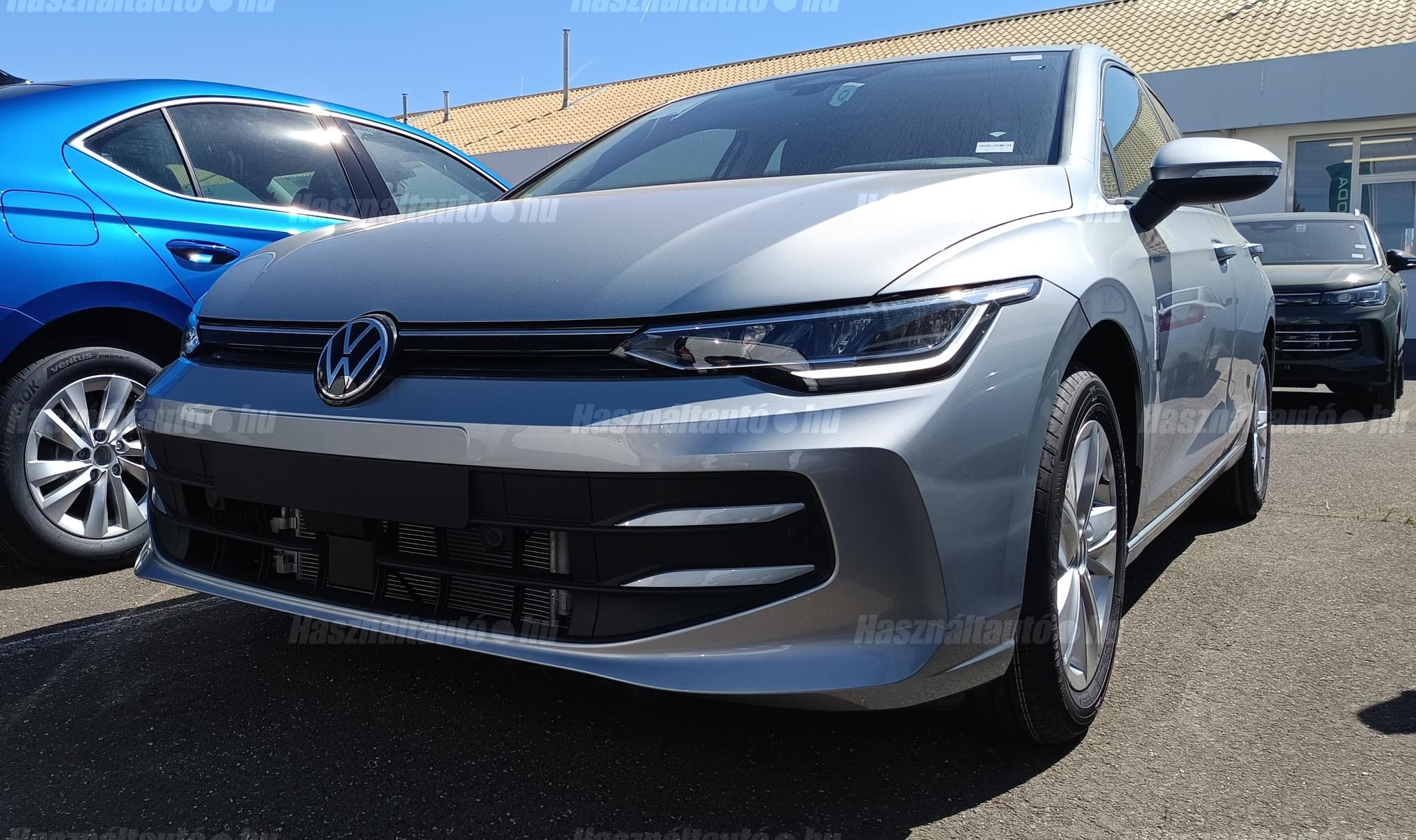 VOLKSWAGEN GOLF VIII 2026 - 1