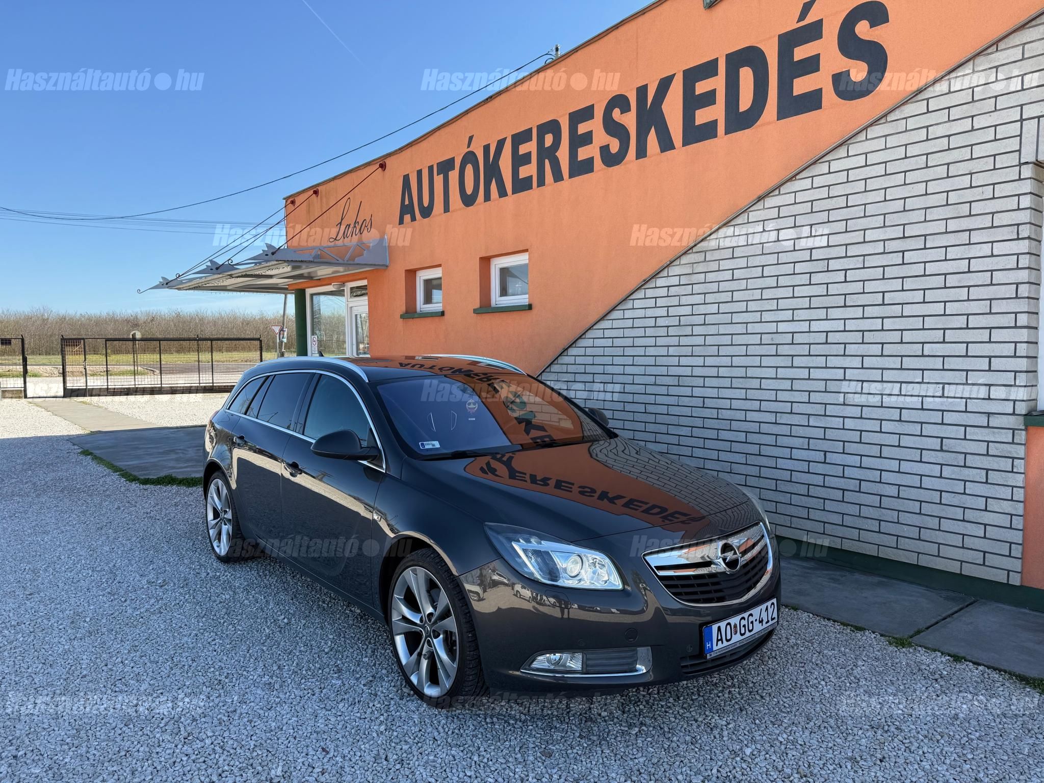 OPEL INSIGNIA 2012/6 - 1